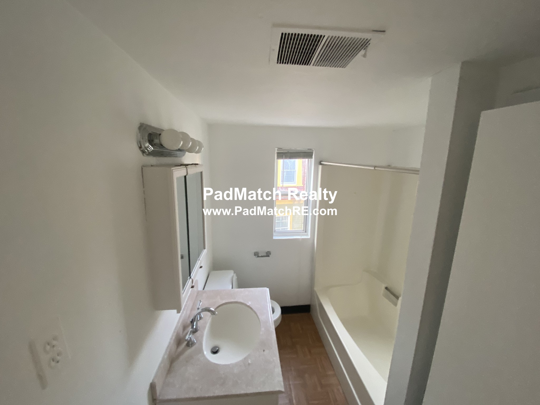 87 Sheridan St, Jamaica Plain