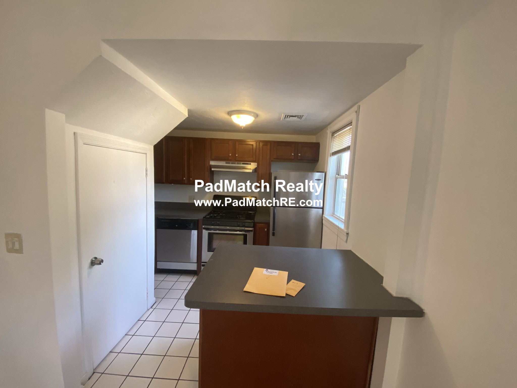 87 Sheridan St, Jamaica Plain