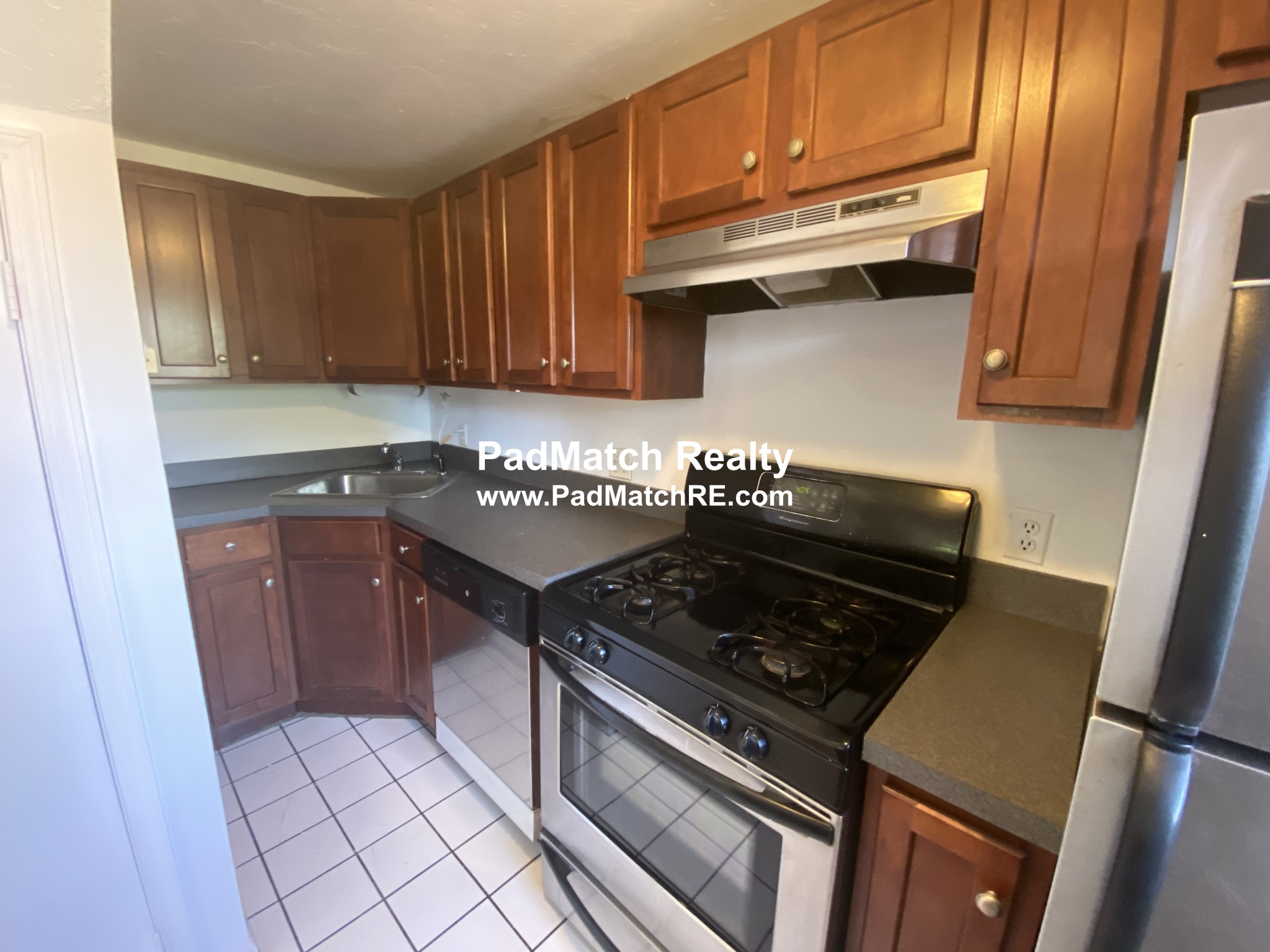 87 Sheridan St, Jamaica Plain