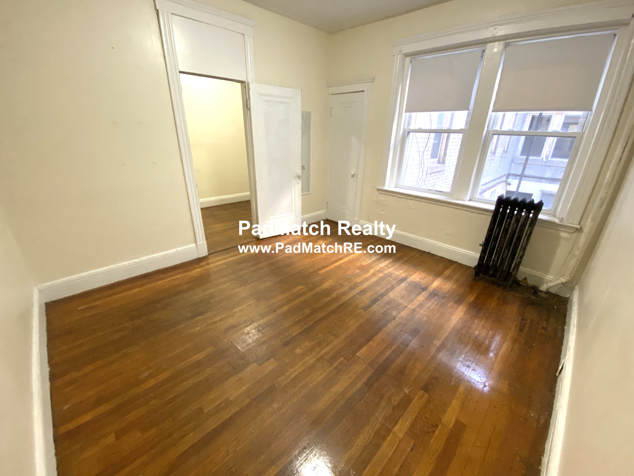 1 split bed, 1 bath apartment for rent at 1203 Boylston St Unit 5, Fenway — photo 8 of 10