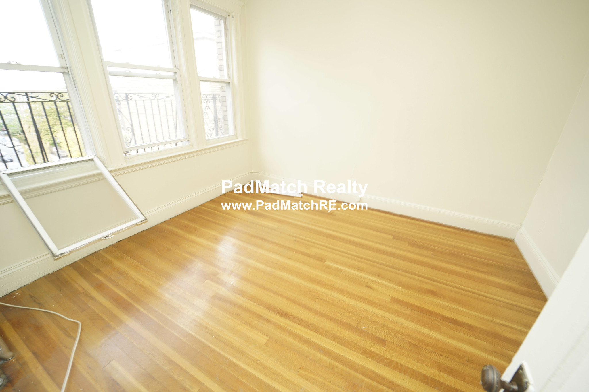 1634 Commonwealth Ave, Brighton