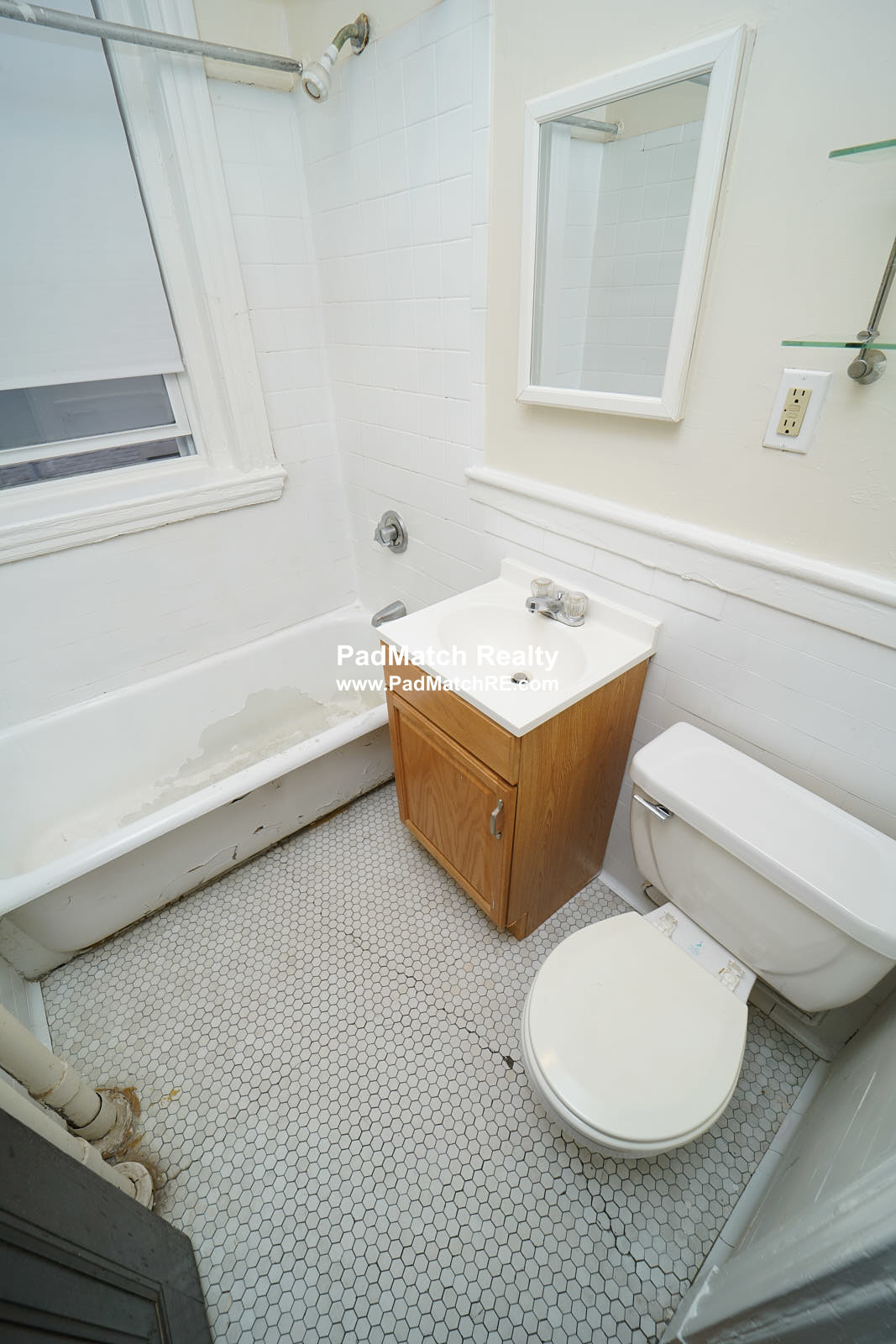 Studio bed, 1 bath apartment for rent at 1209 Boylston St Unit 26, Fenway — photo 10 of 13