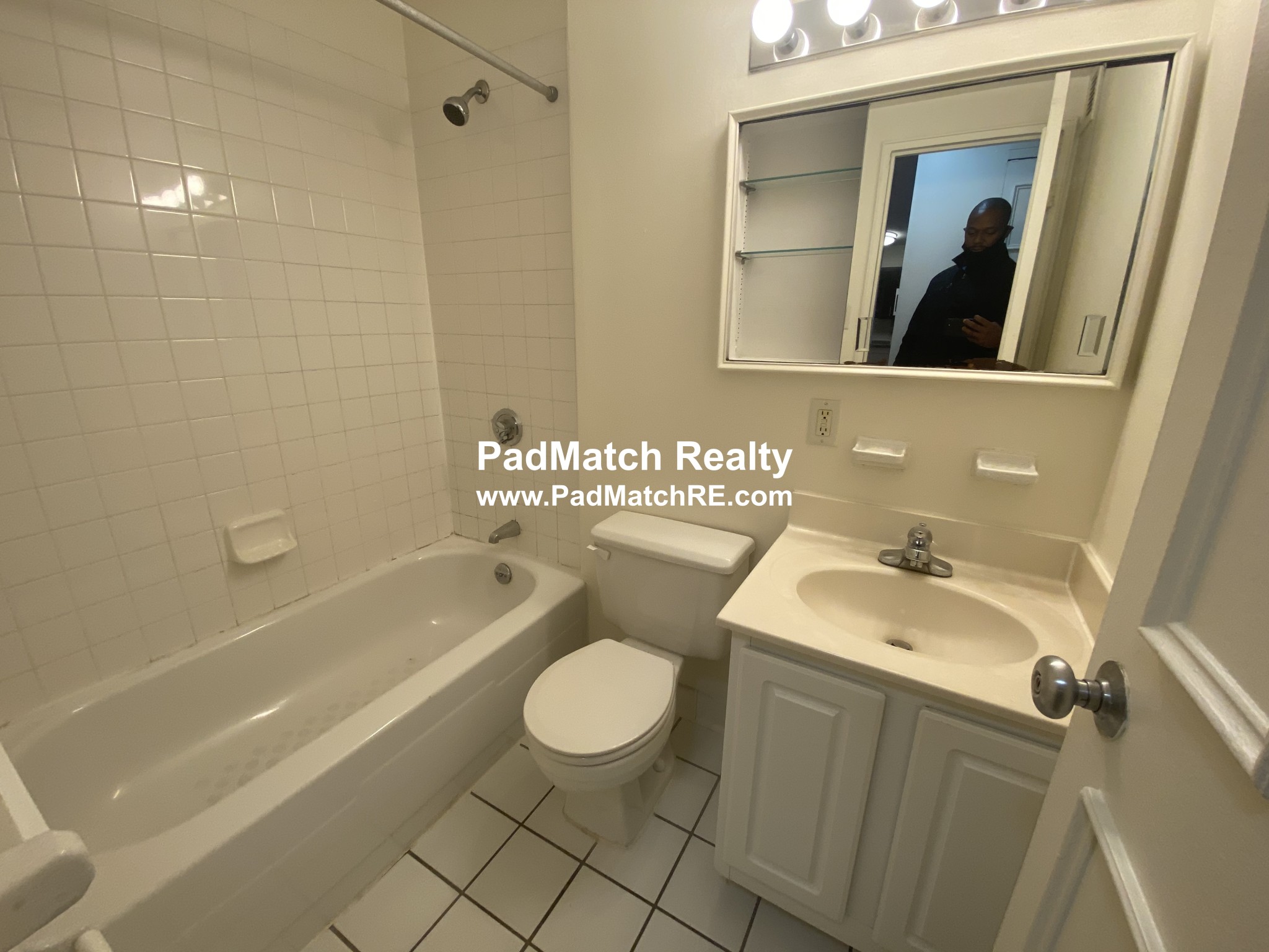 Photo 9 of 175 Freeman St. Unit 416