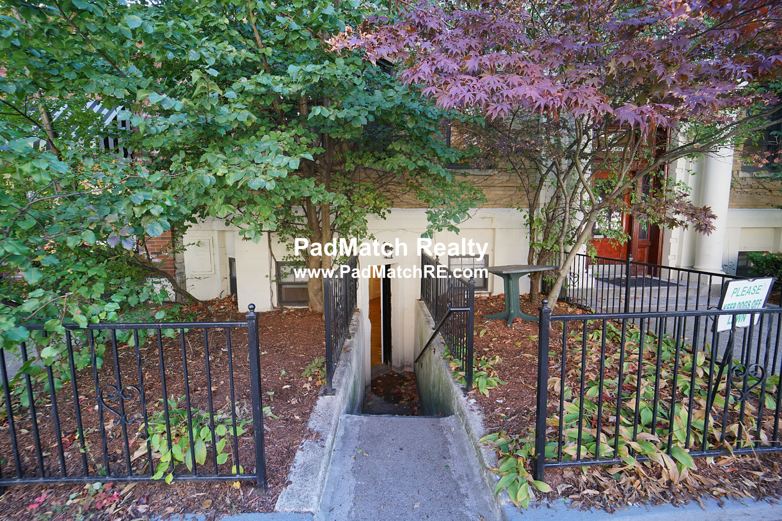 Photo 14 of 56 Queensberry St. Unit G4