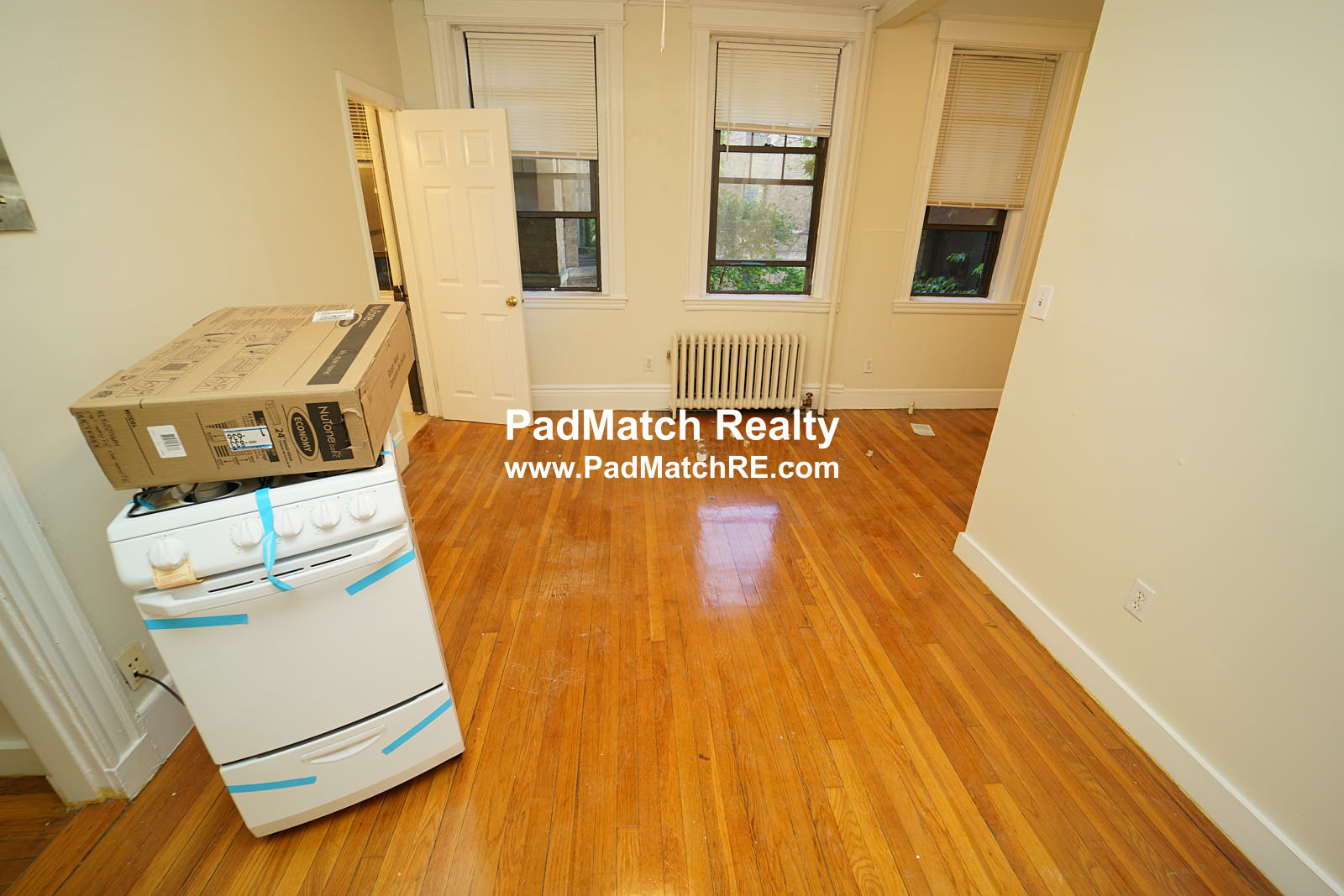 Studio bed, 1 bath apartment for rent at 56 Queensberry St Unit 9, Fenway — photo 1 of 11