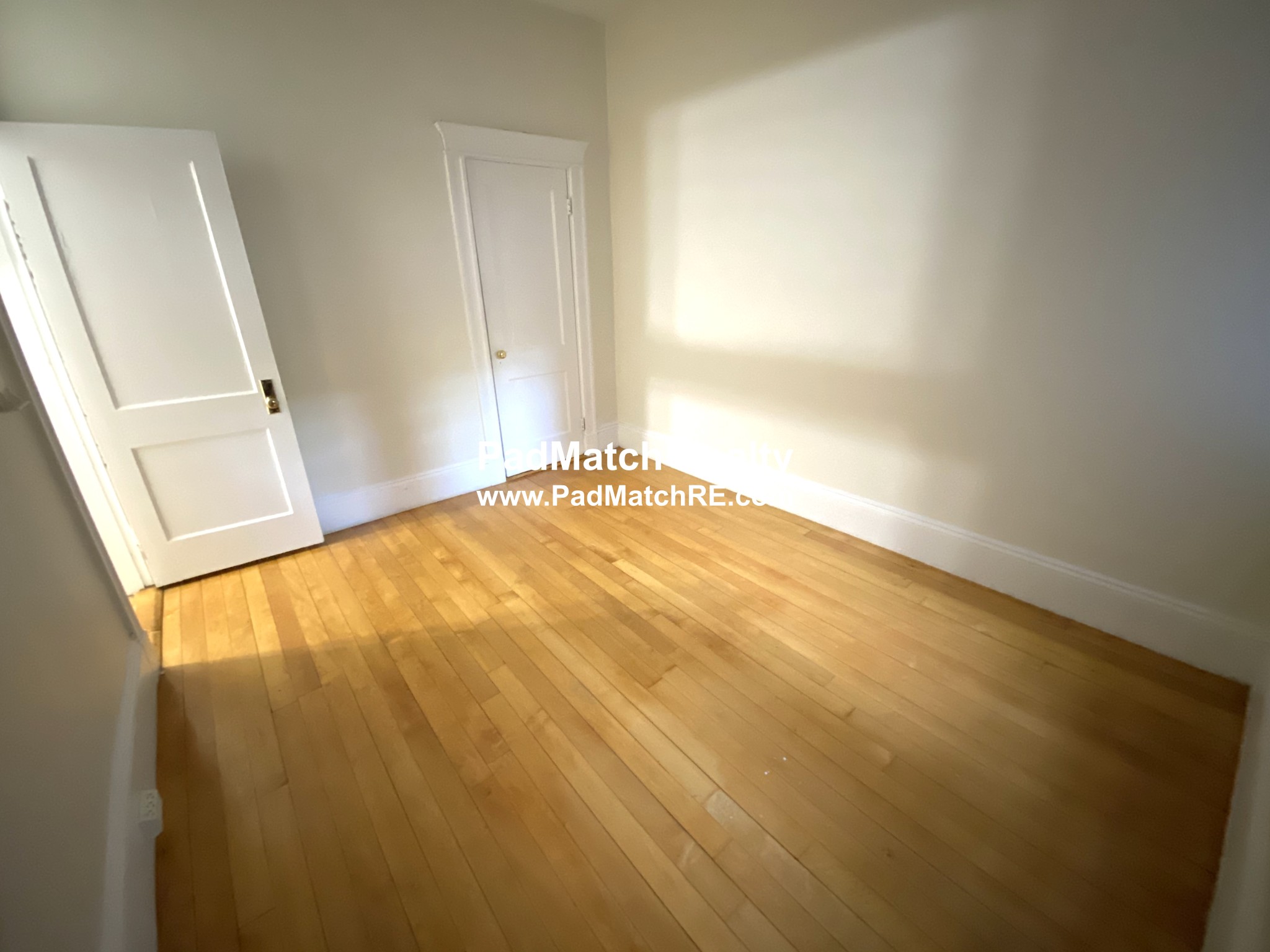 1822 Beacon St, Brookline