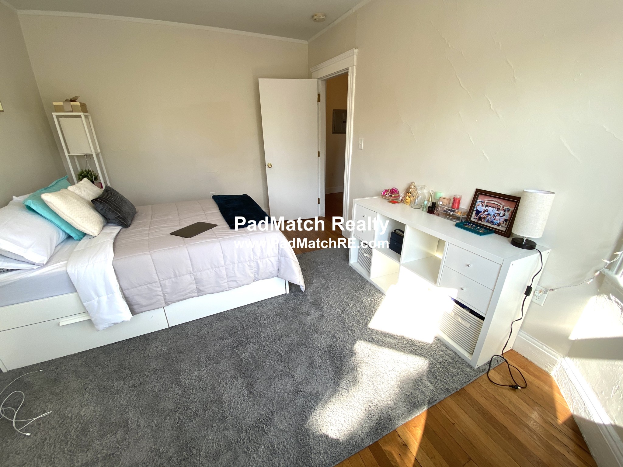 1191 Boylston St, Fenway