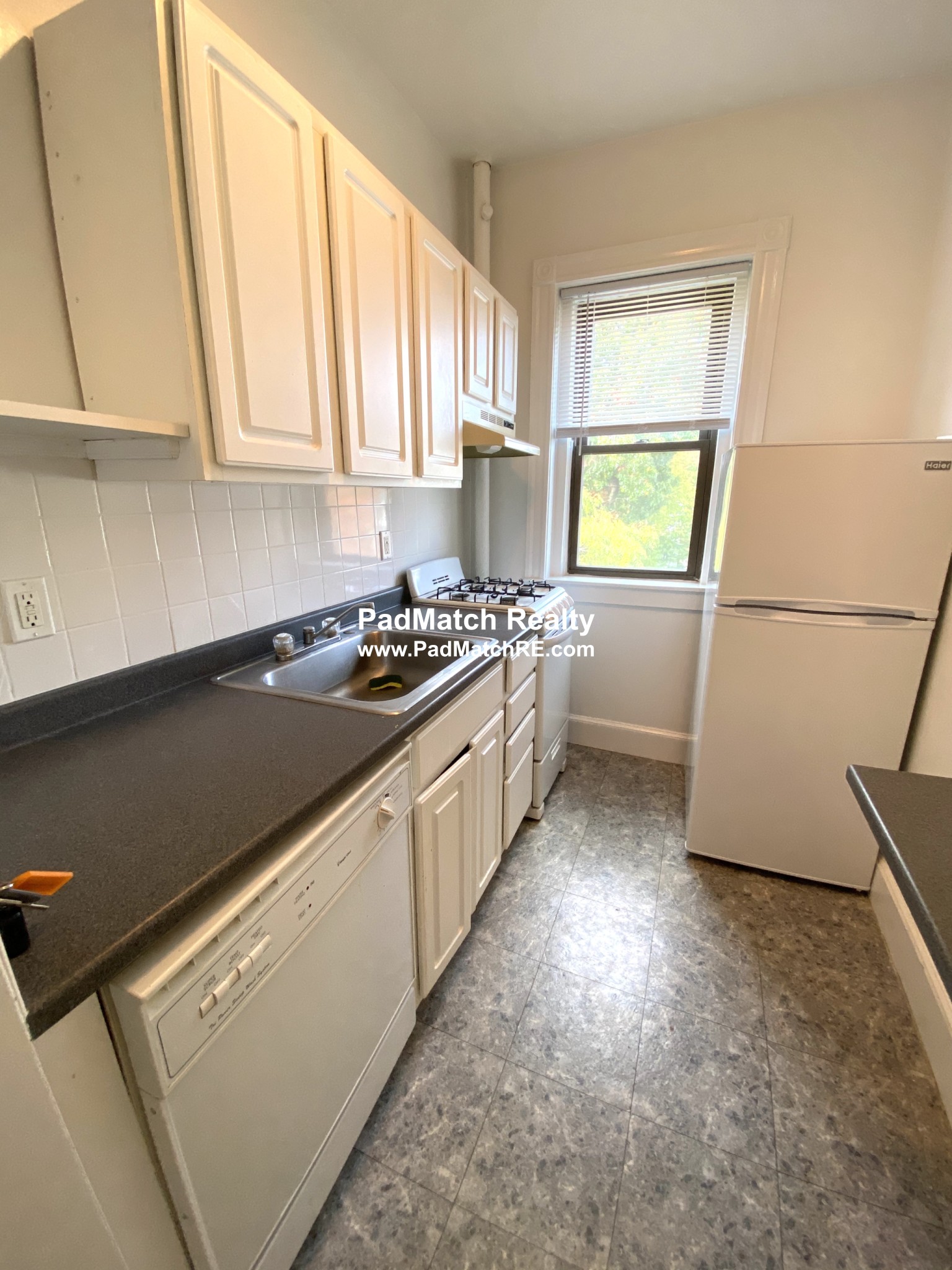 1 bed, 1 bath apartment for rent at 2 Ayr Rd Unit 41, Brighton — photo 8 of 11