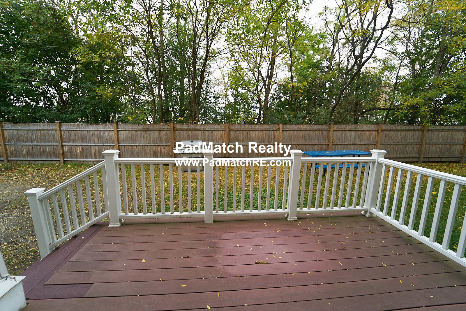 87 New St, Neighborhood Nine