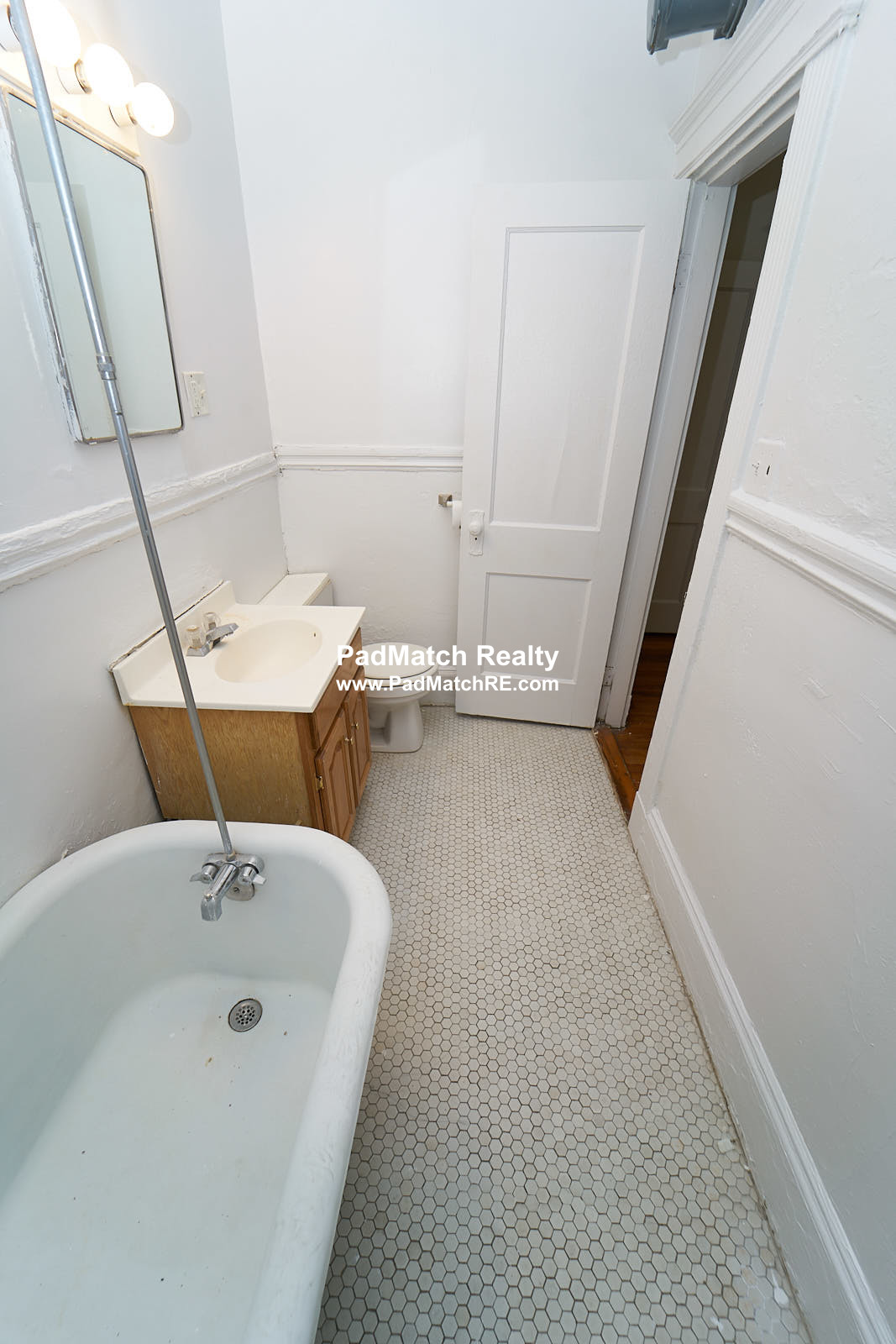 1334 Commonwealth Ave, Allston