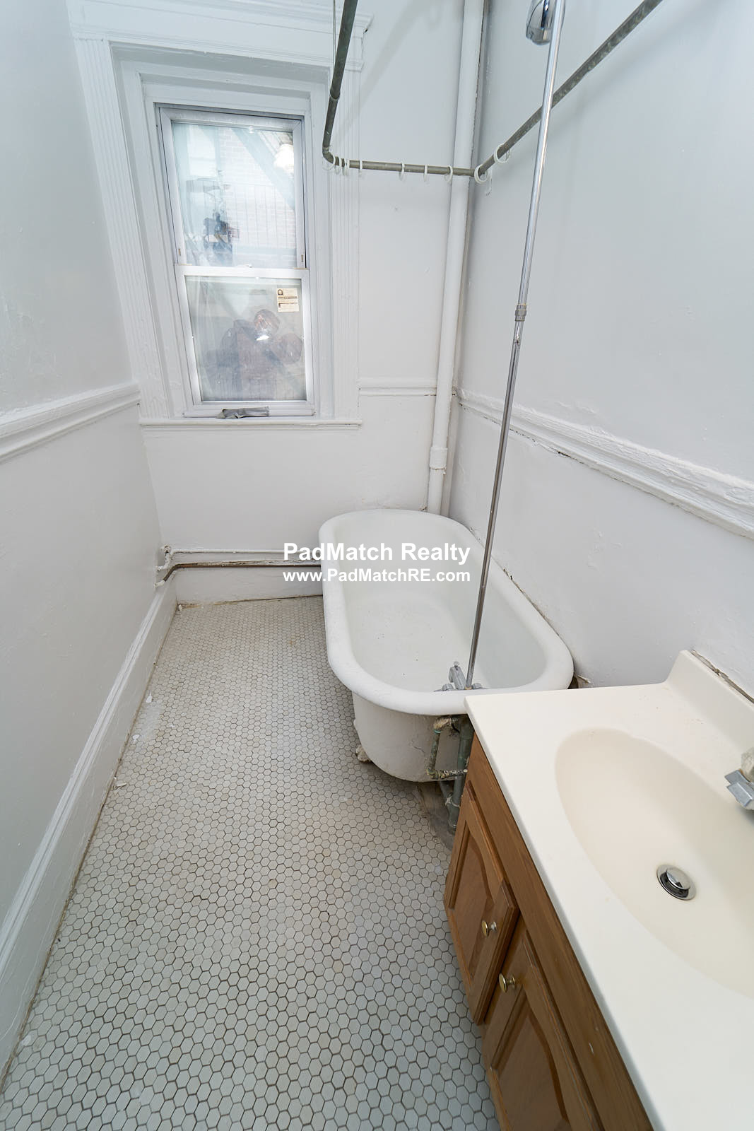 1334 Commonwealth Ave, Allston