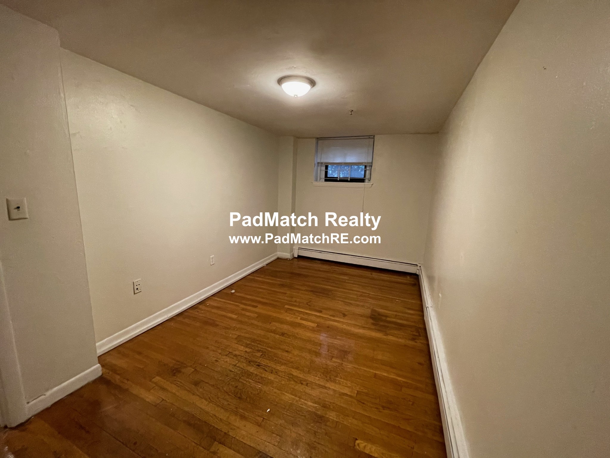 56 Queensberry St, Fenway