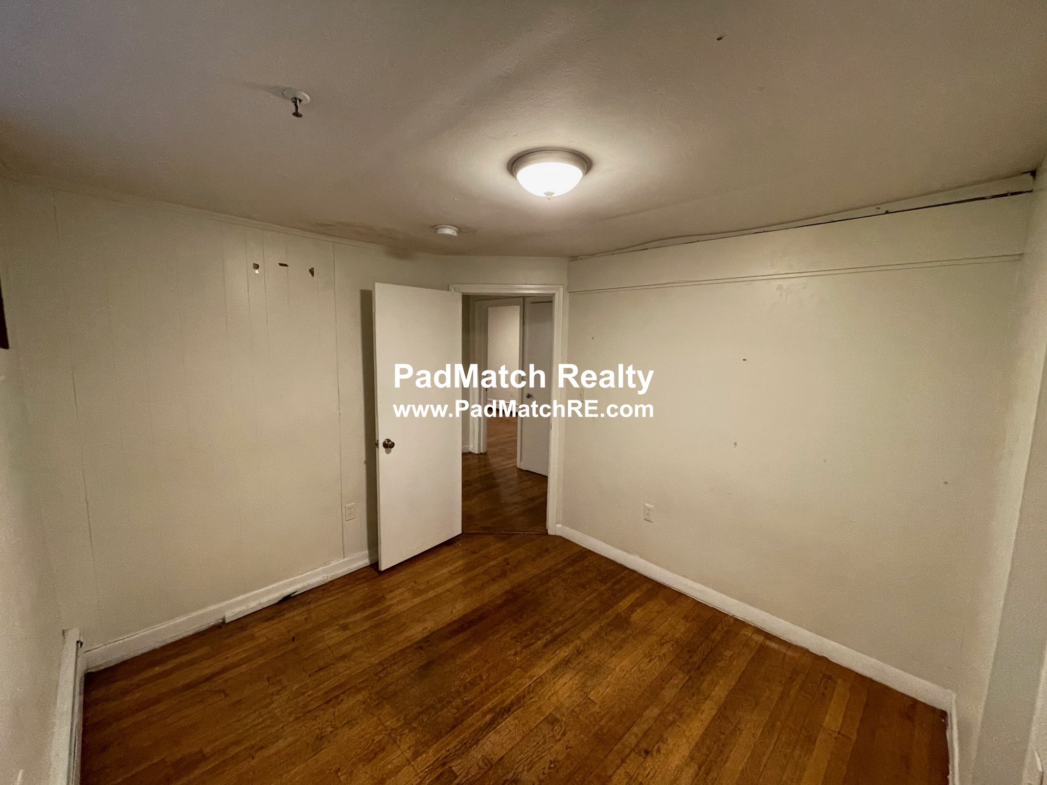 56 Queensberry St, Fenway