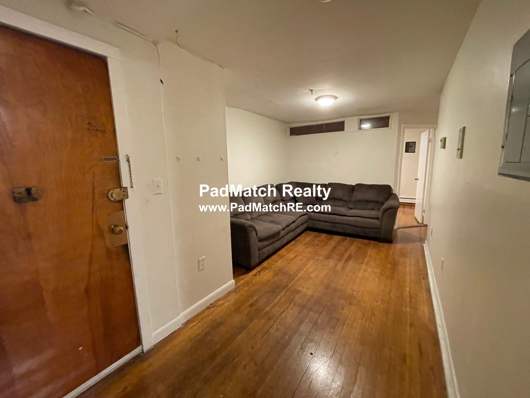 56 Queensberry St, Fenway