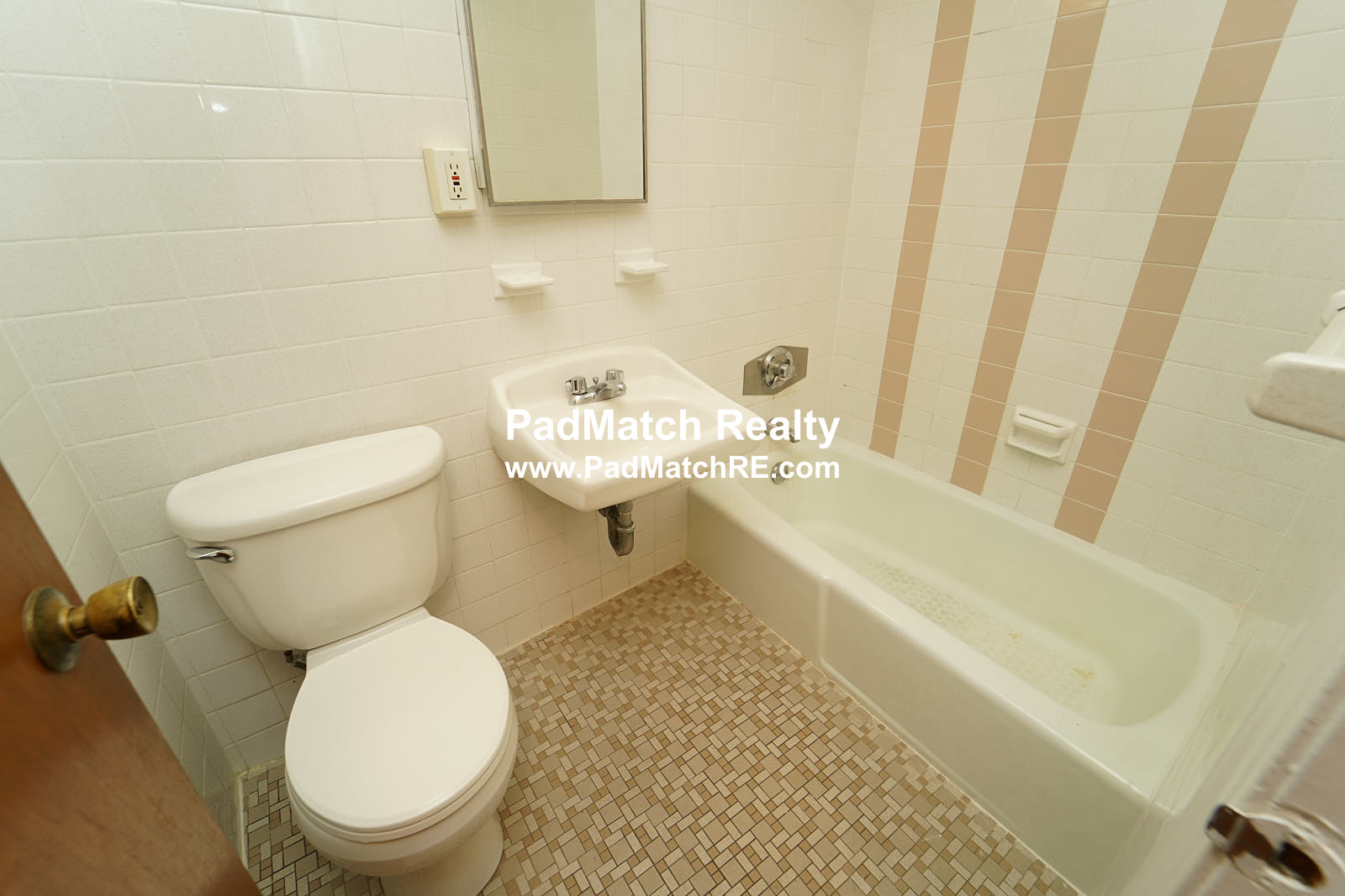 46 Huntington Ave, Mission Hill