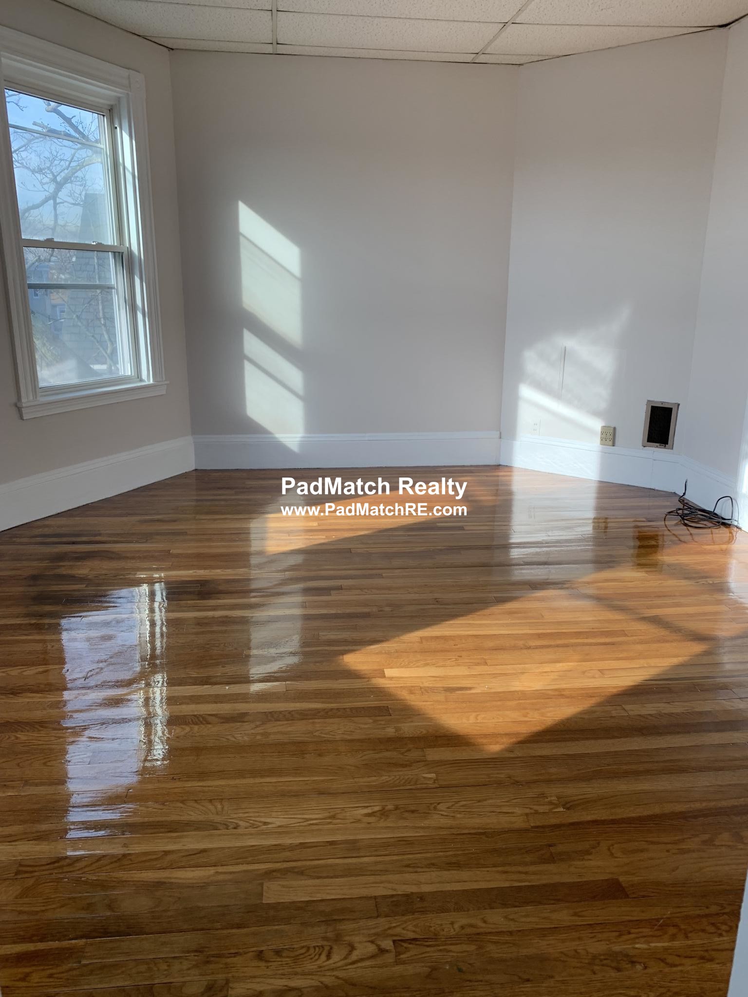 26 Harbor View St, Dorchester