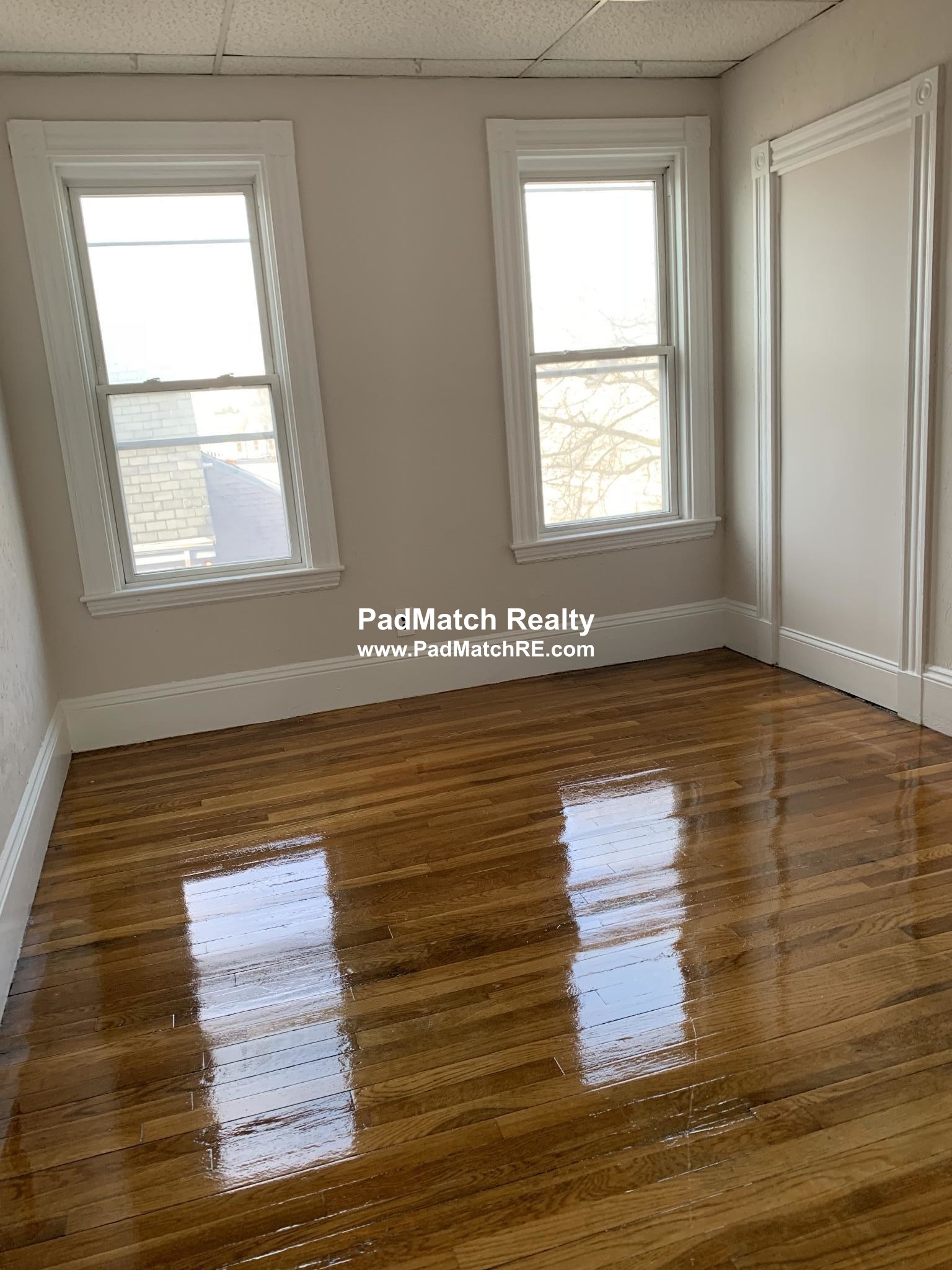 26 Harbor View St, Dorchester