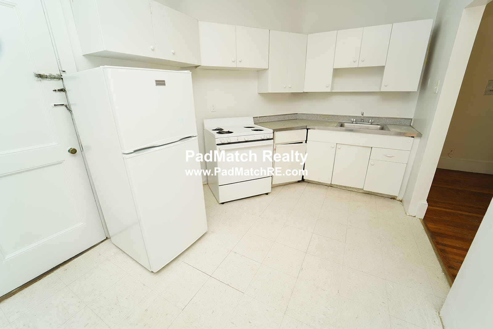 1595 Beacon St, Washington Square