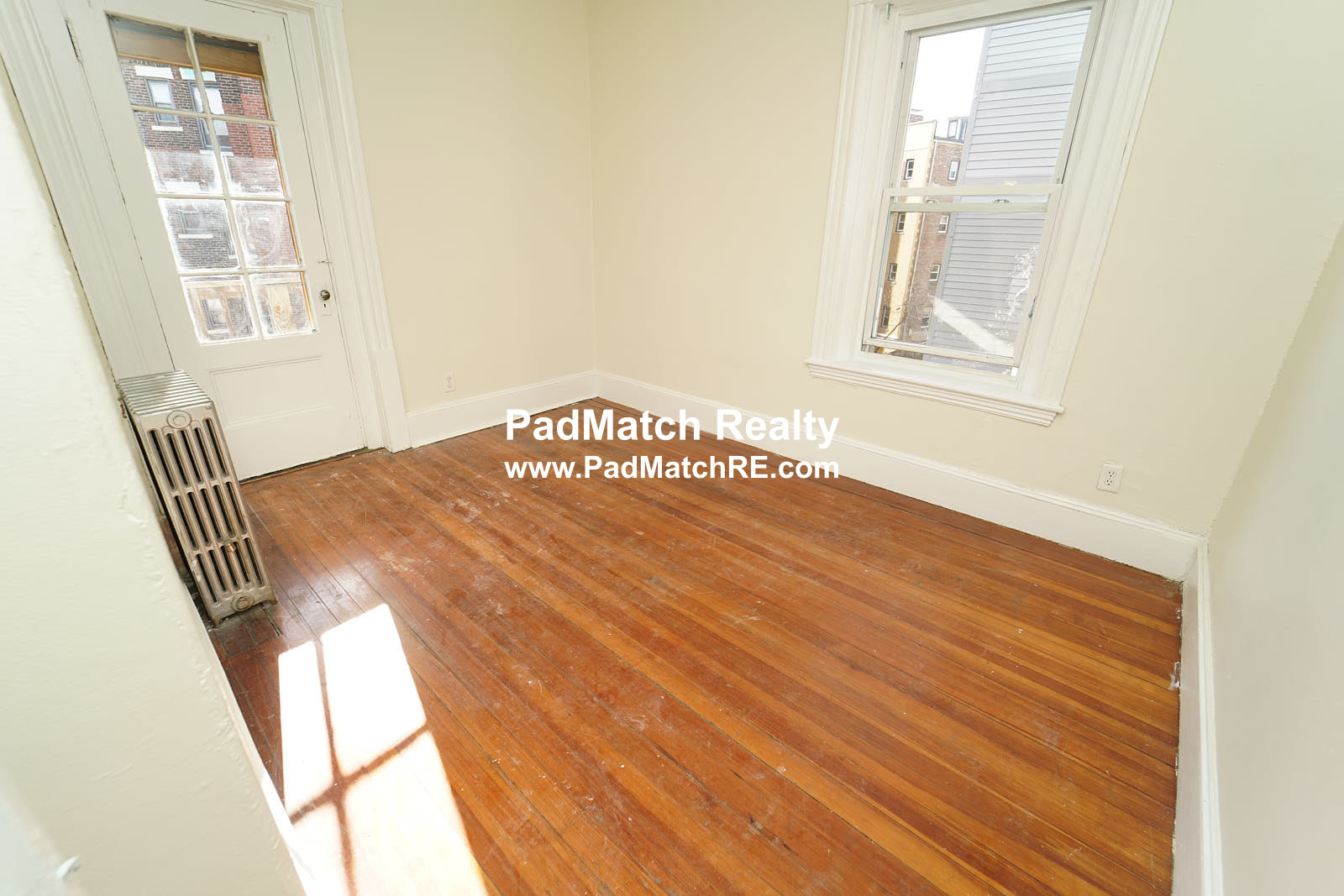 1595 Beacon St, Washington Square