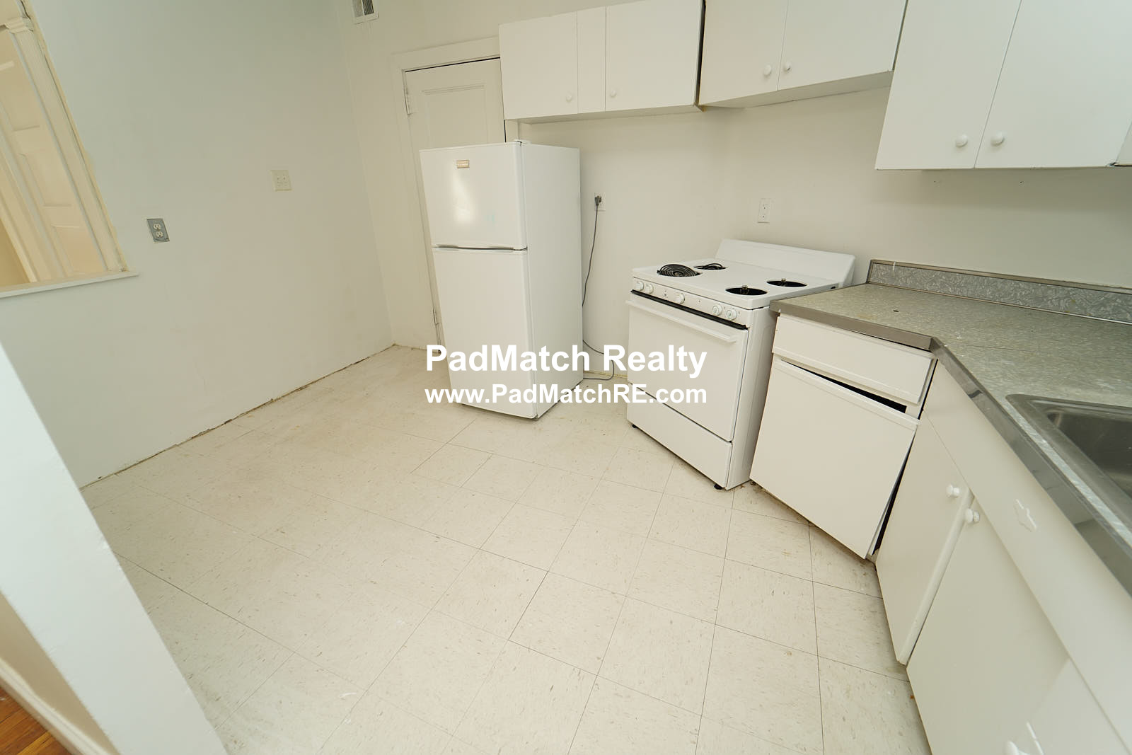 1595 Beacon St, Washington Square