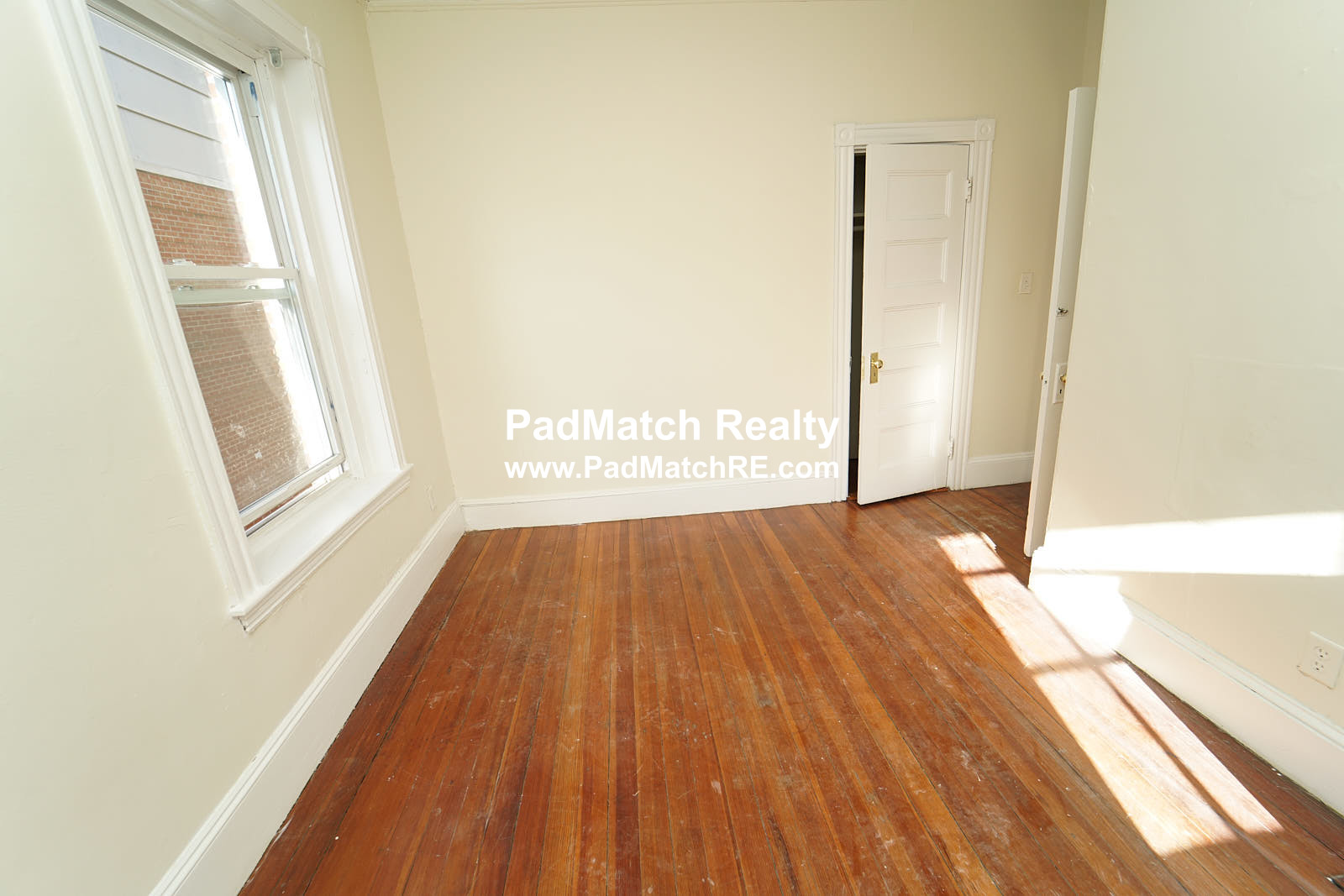 1595 Beacon St, Washington Square