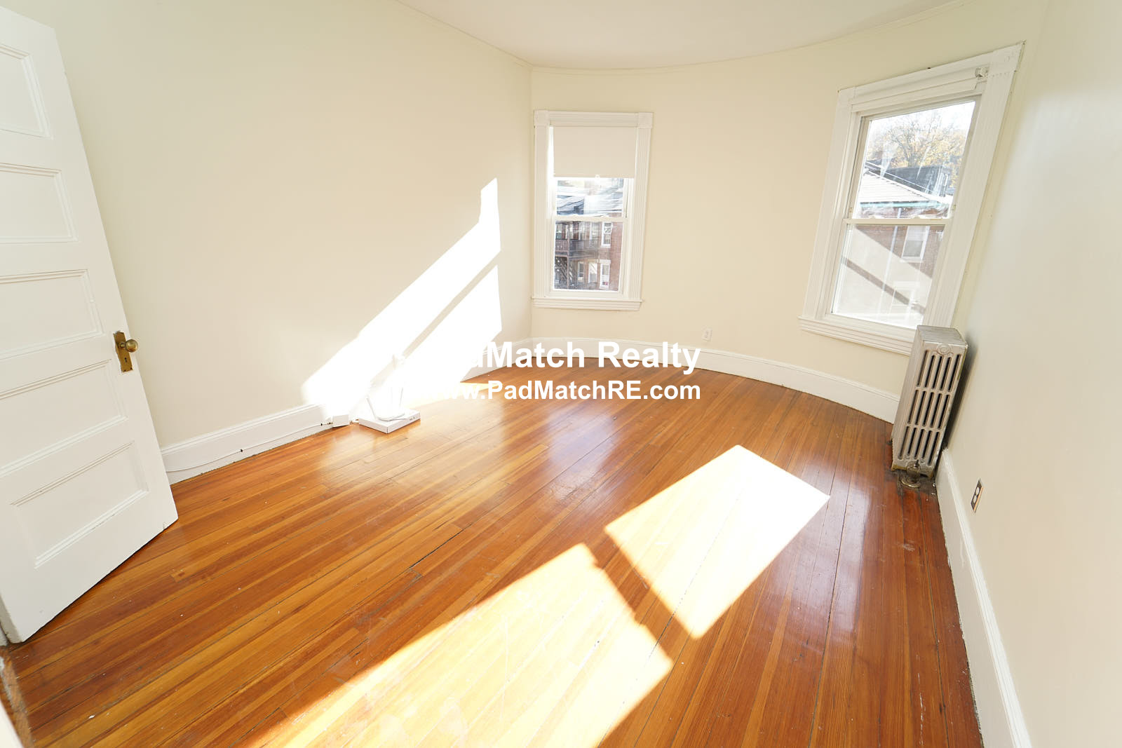 1595 Beacon St, Washington Square