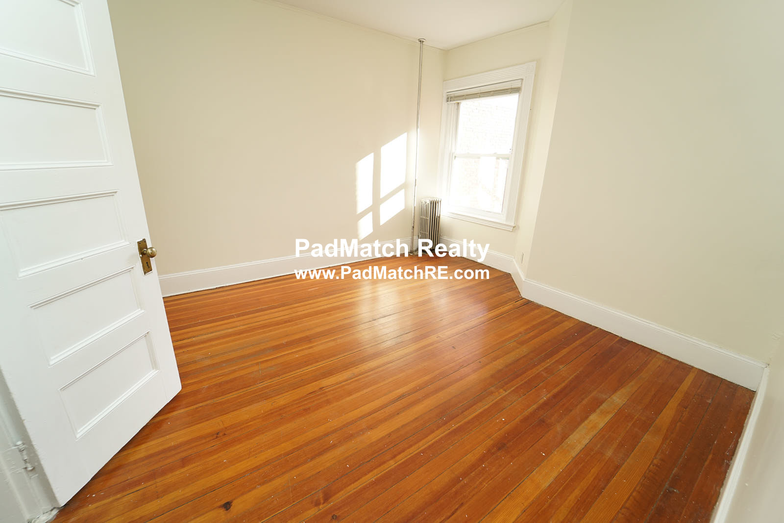 1595 Beacon St, Washington Square