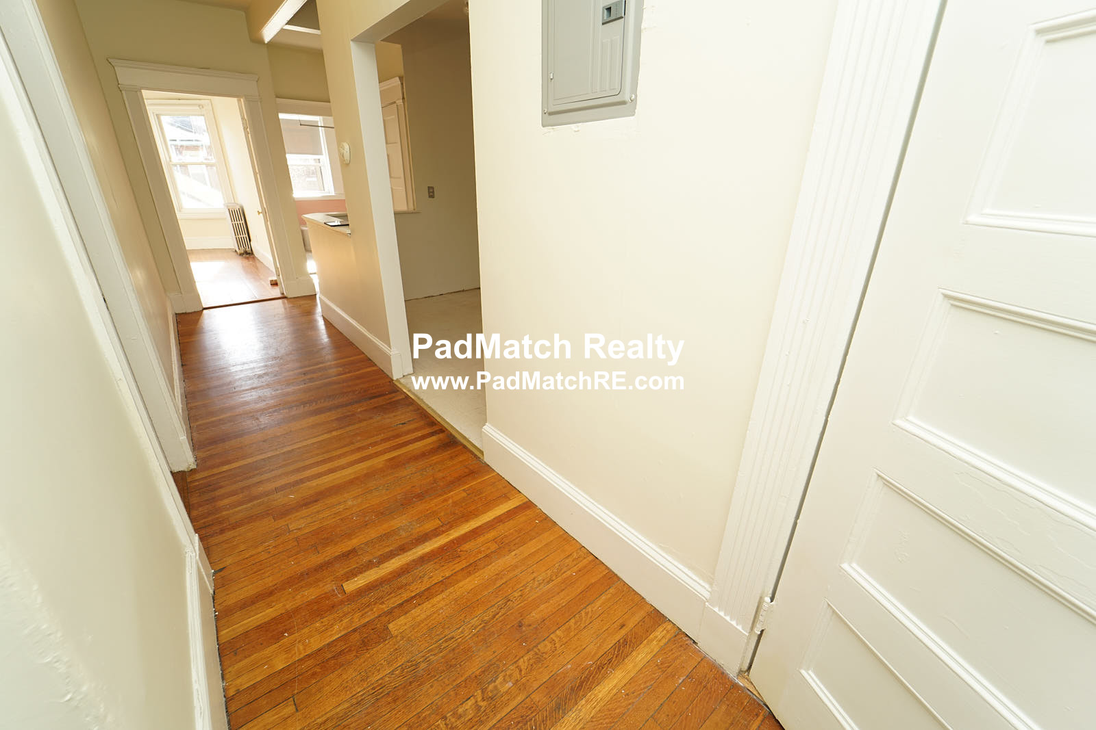 1595 Beacon St, Washington Square