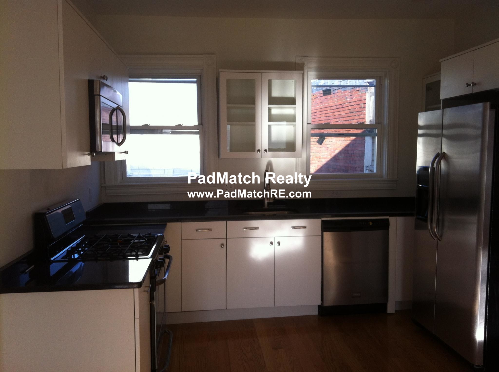 3 bed, 1 bath apartment for rent at 4 Weld Ave Unit 3, Roxbury — photo 9 of 11