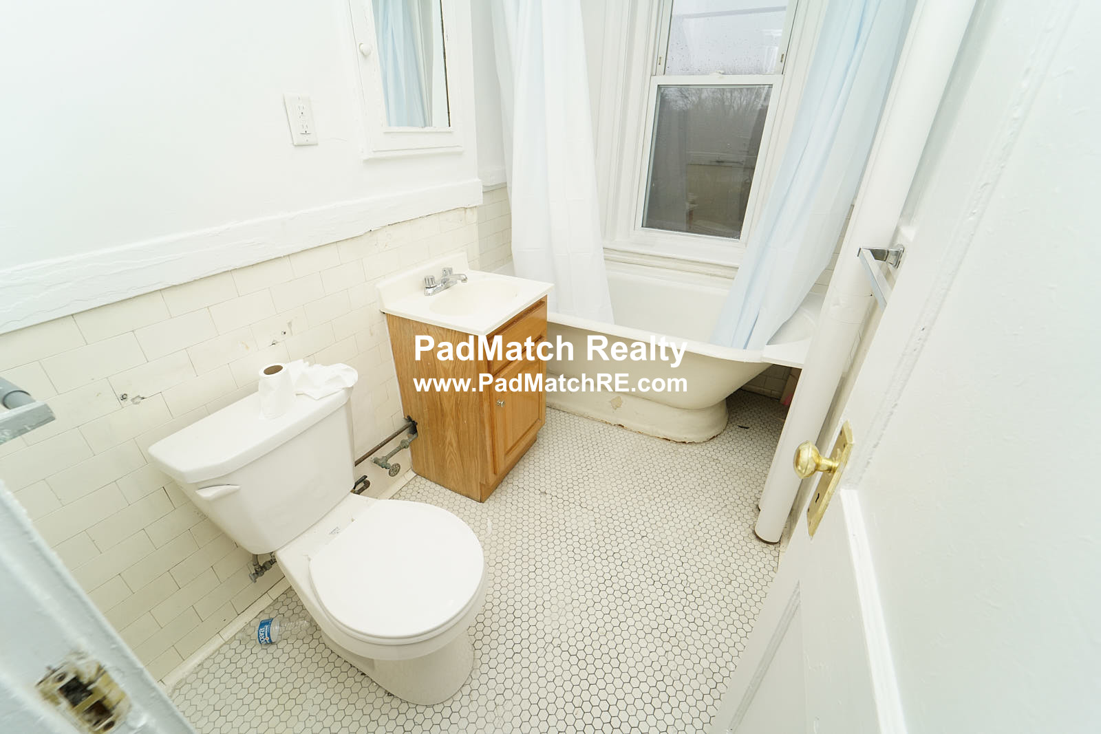 1175 Boylston St, Fenway