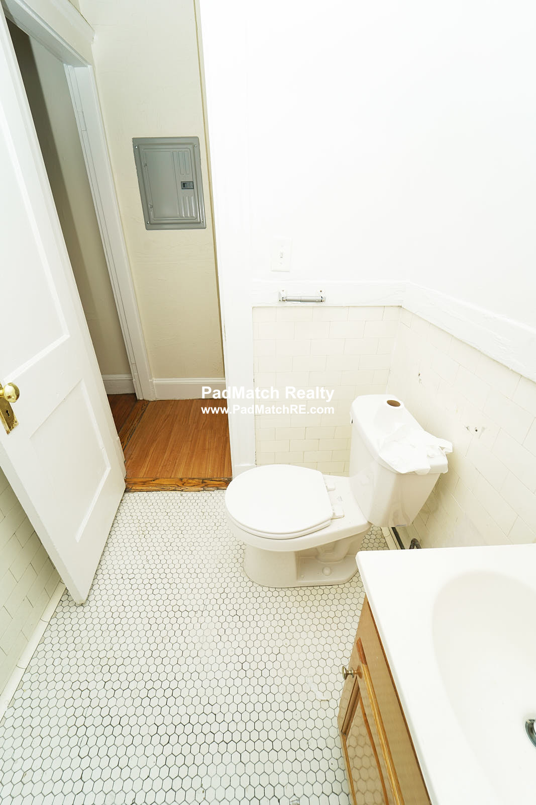 1175 Boylston St, Fenway