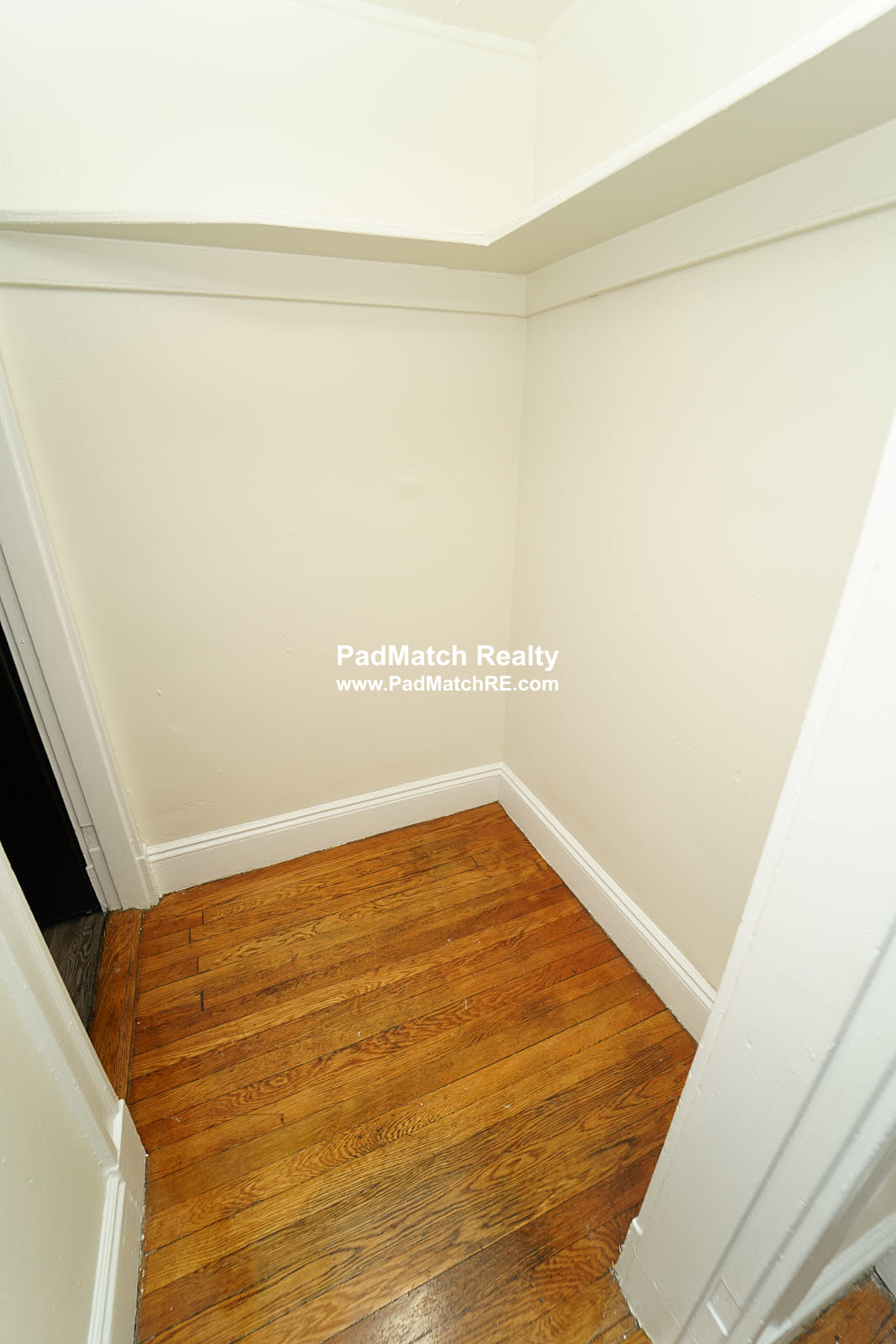 1171 Boylston St, Fenway