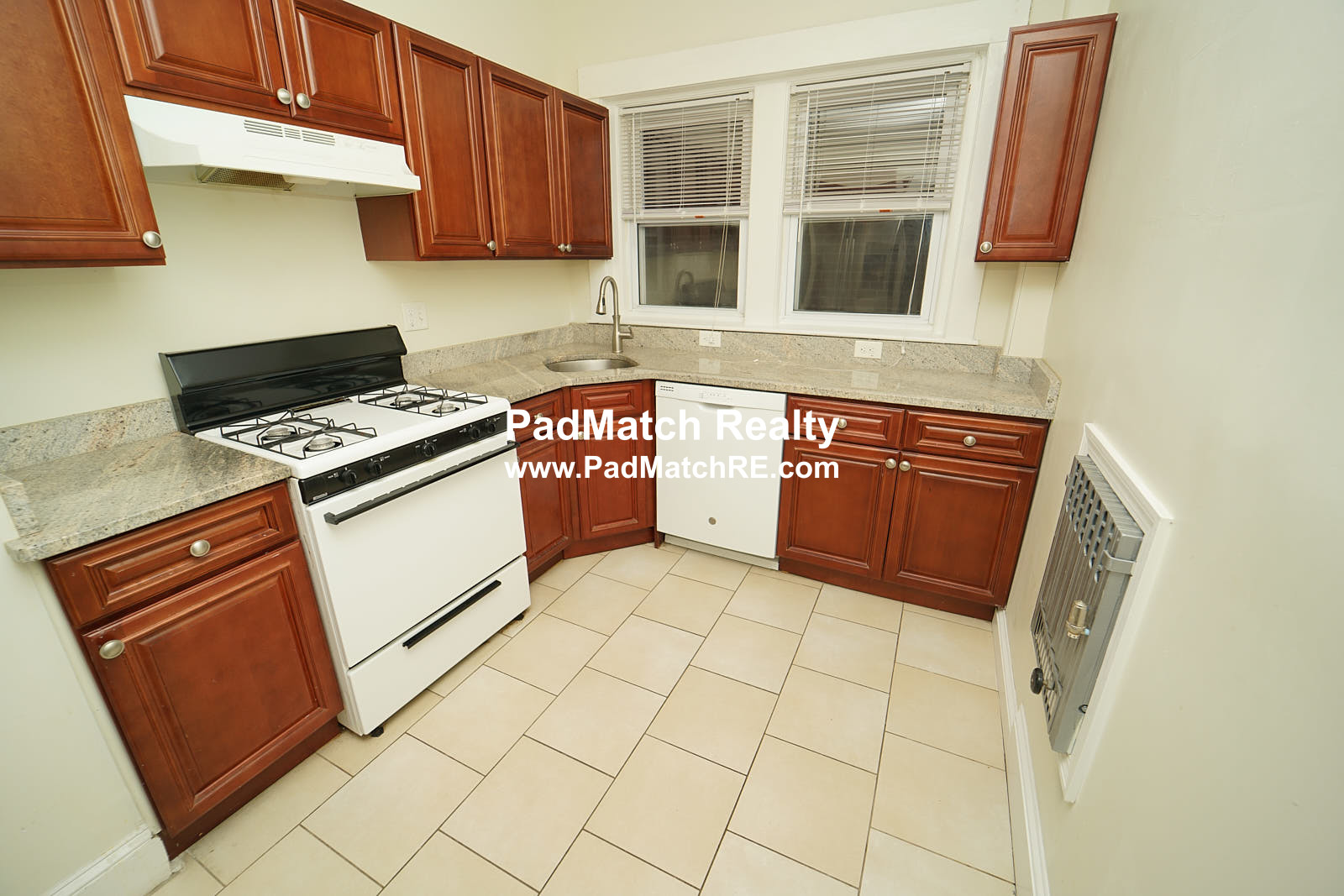 163 Summer St, Union Square