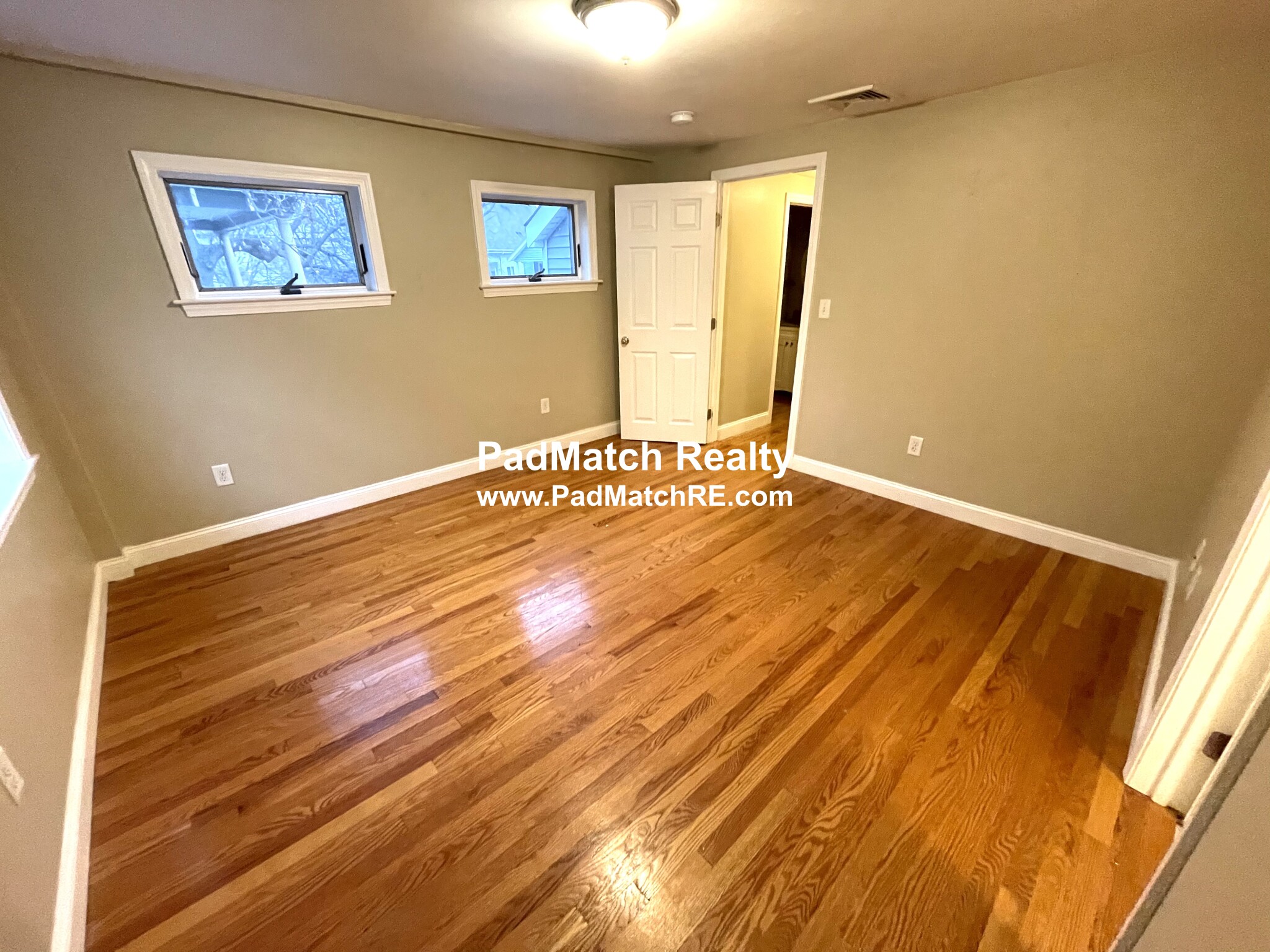 57 Day St, Jamaica Plain