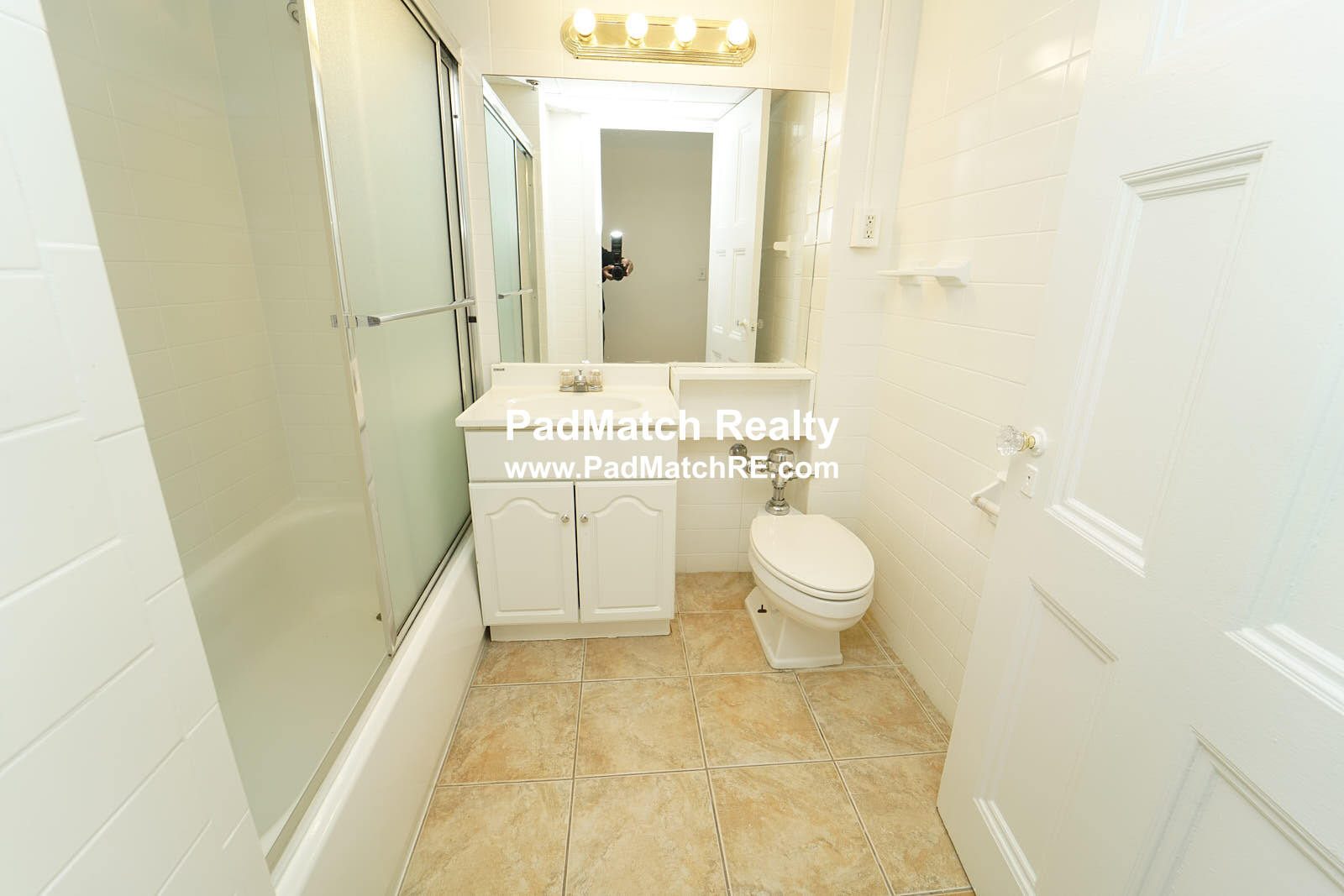 62 Boylston St, Downtown