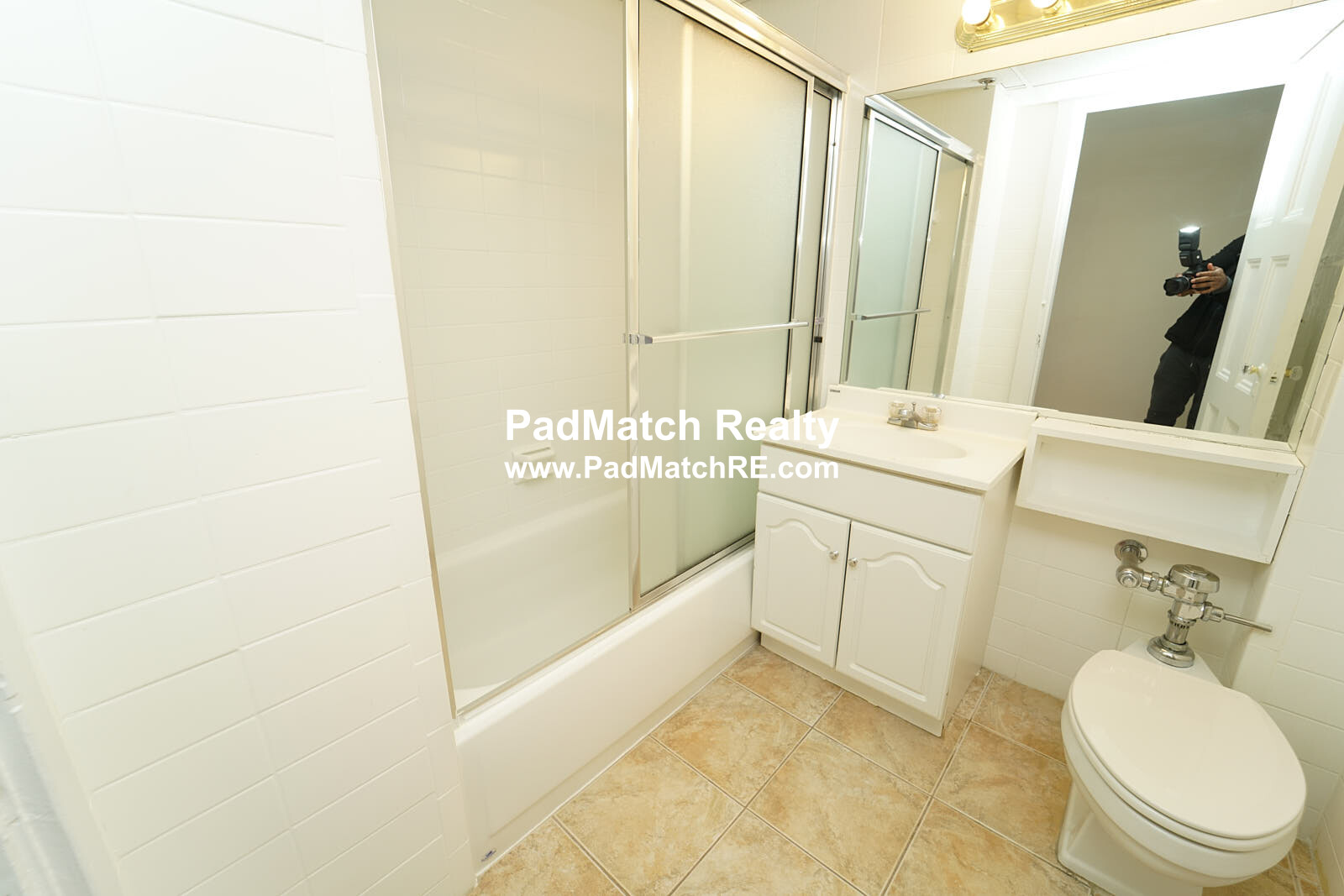 62 Boylston St, Downtown