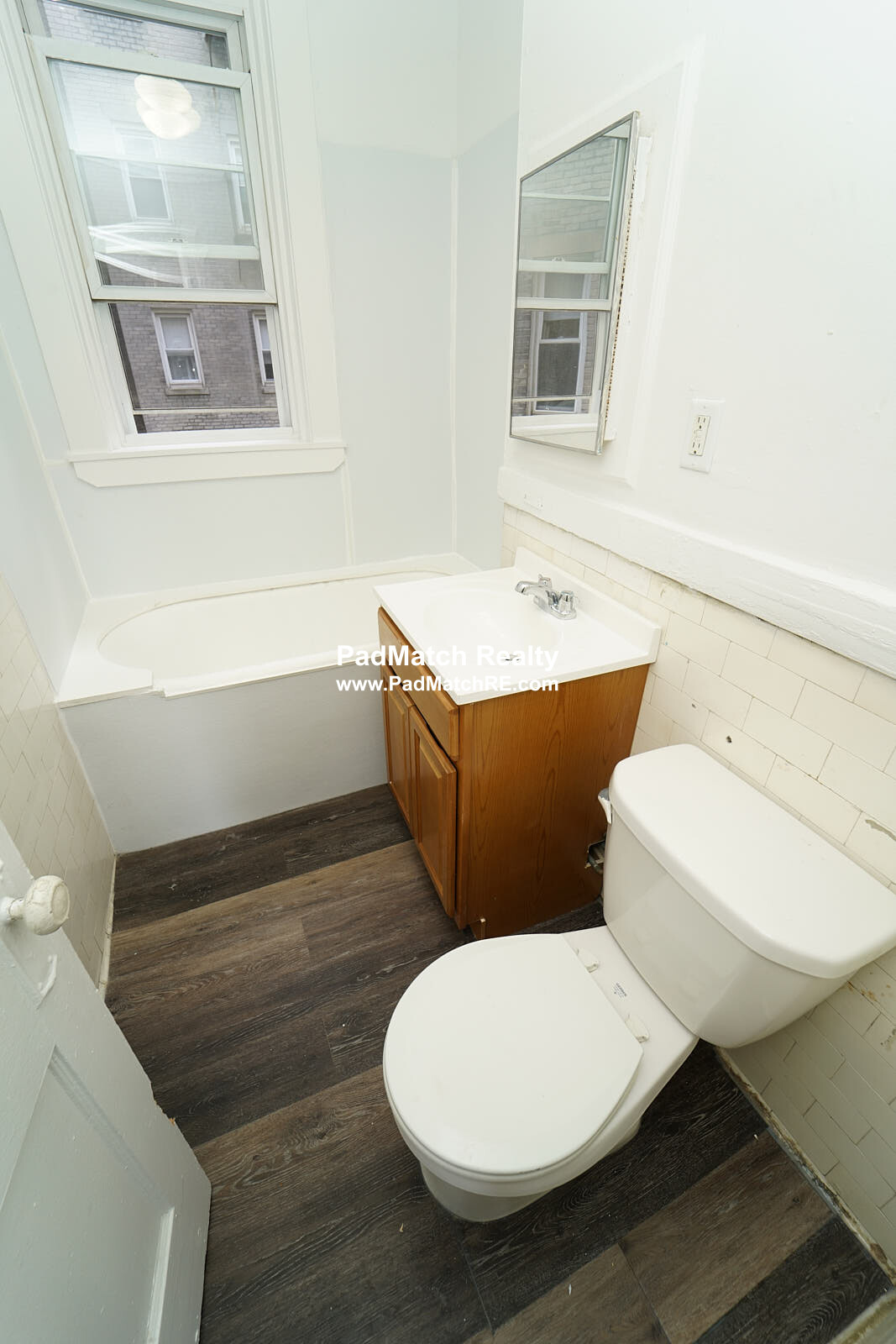 1175 Boylston St, Fenway