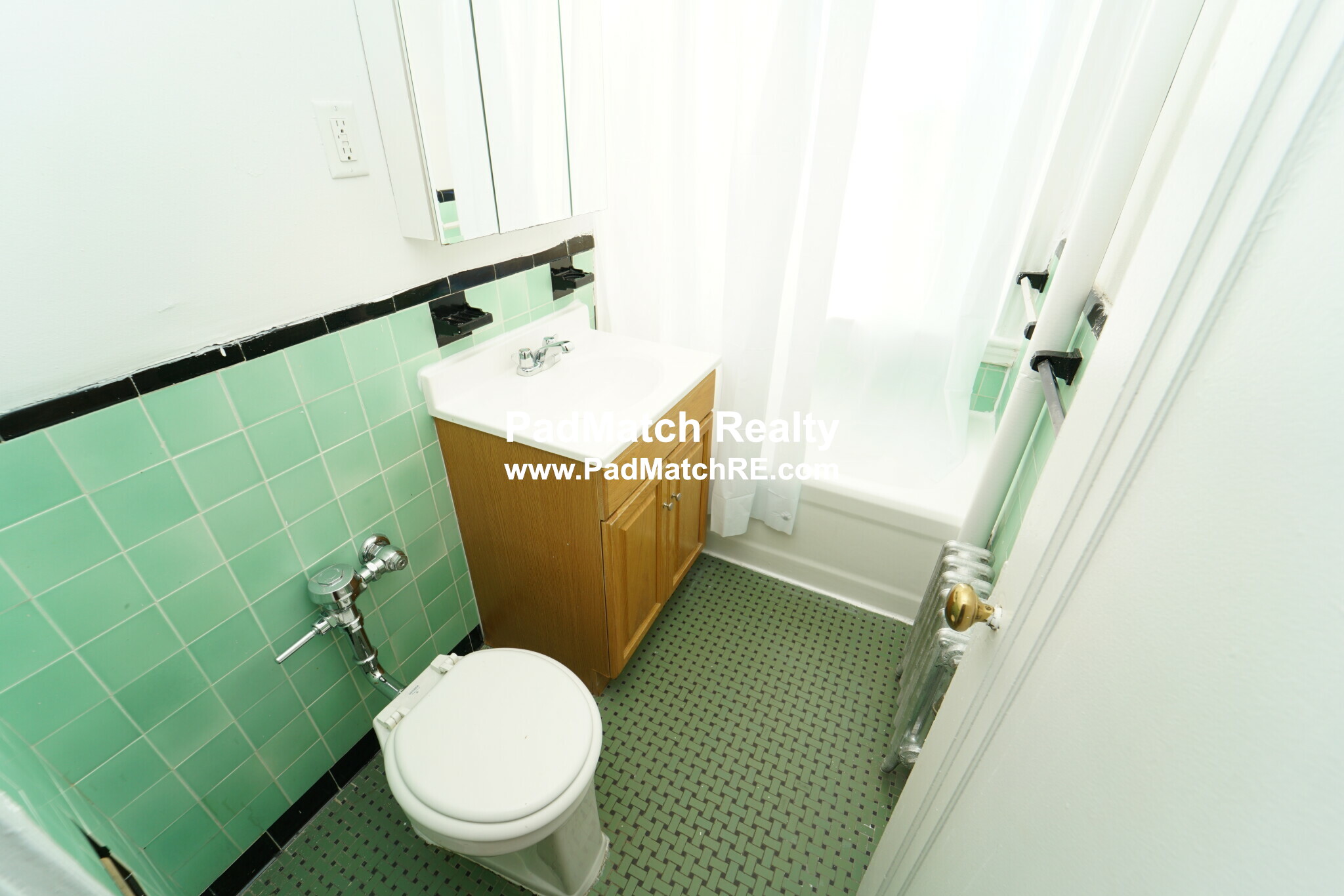 70 Chiswick Rd, Brighton