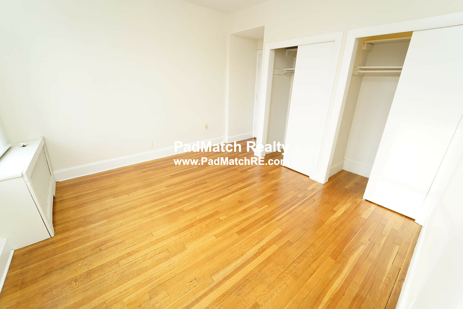 33 Lancaster Ter, Washington Square