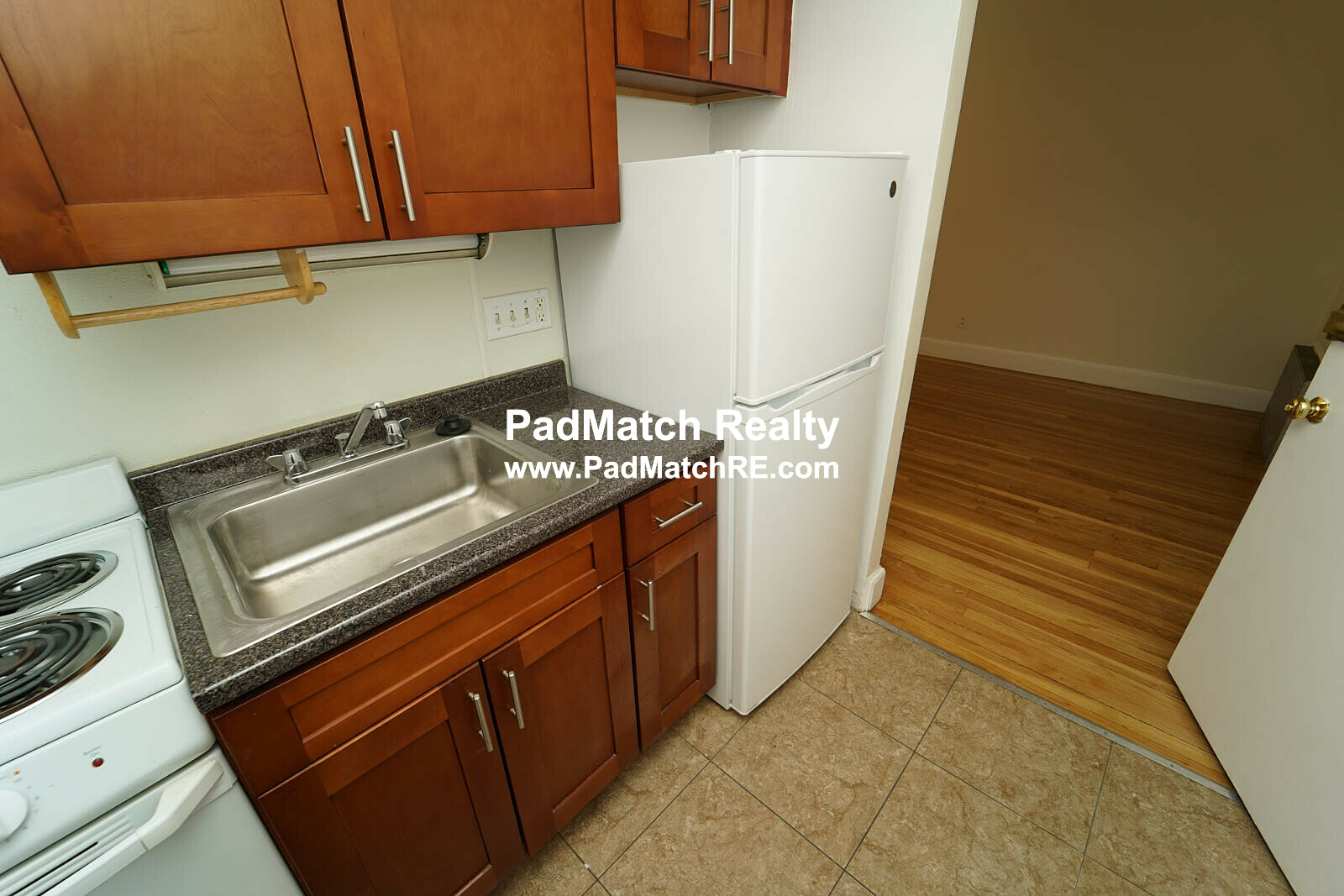 33 Lancaster Ter, Washington Square