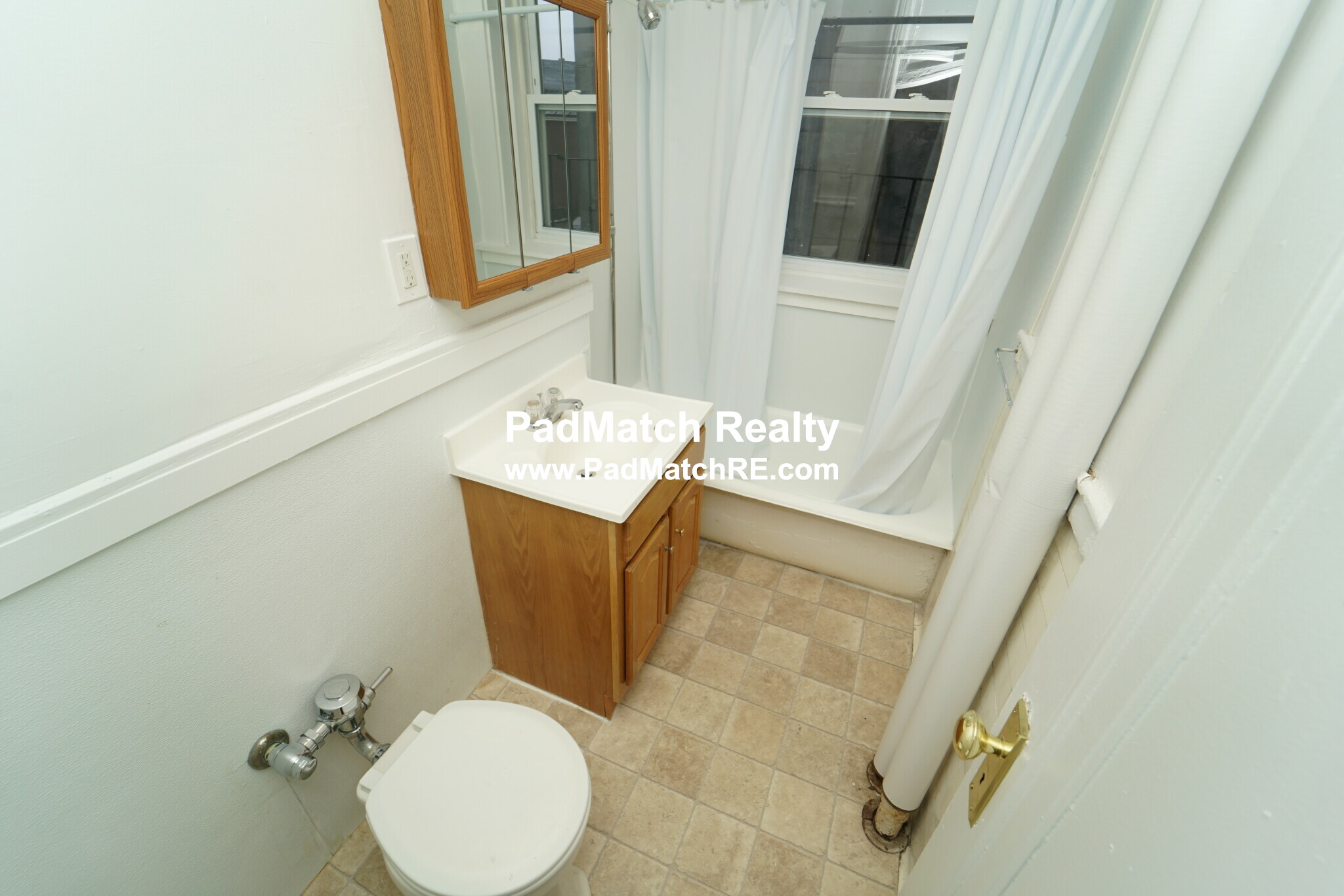 1191 Boylston St, Fenway