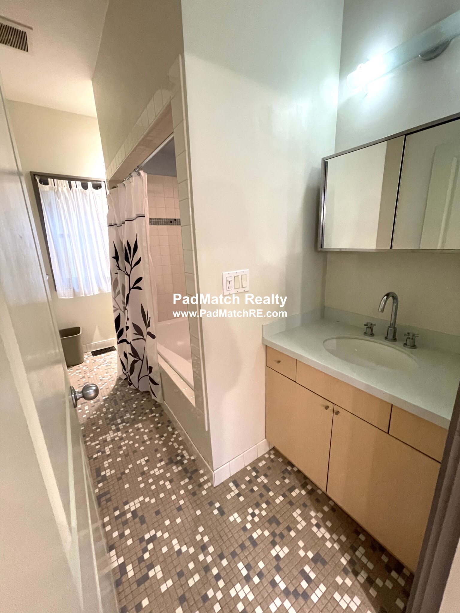 Photos of apartment on Ellis St.,Boston MA 02119