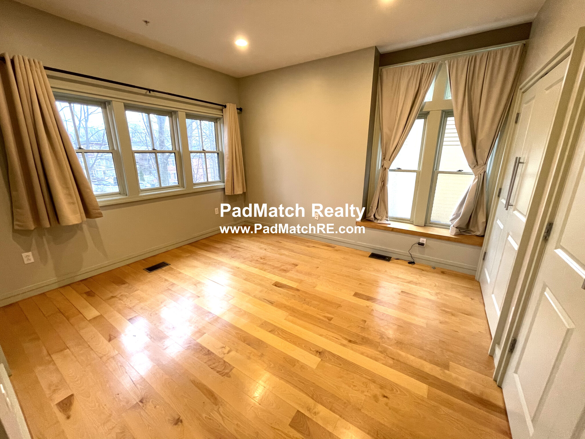 Photos of apartment on Ellis St.,Boston MA 02119