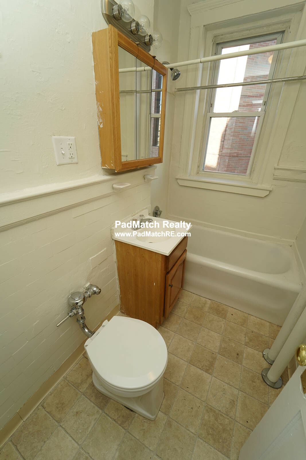 1163 Boylston St, Fenway