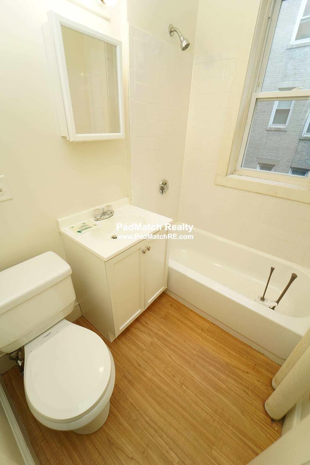 1175 Boylston St, Fenway