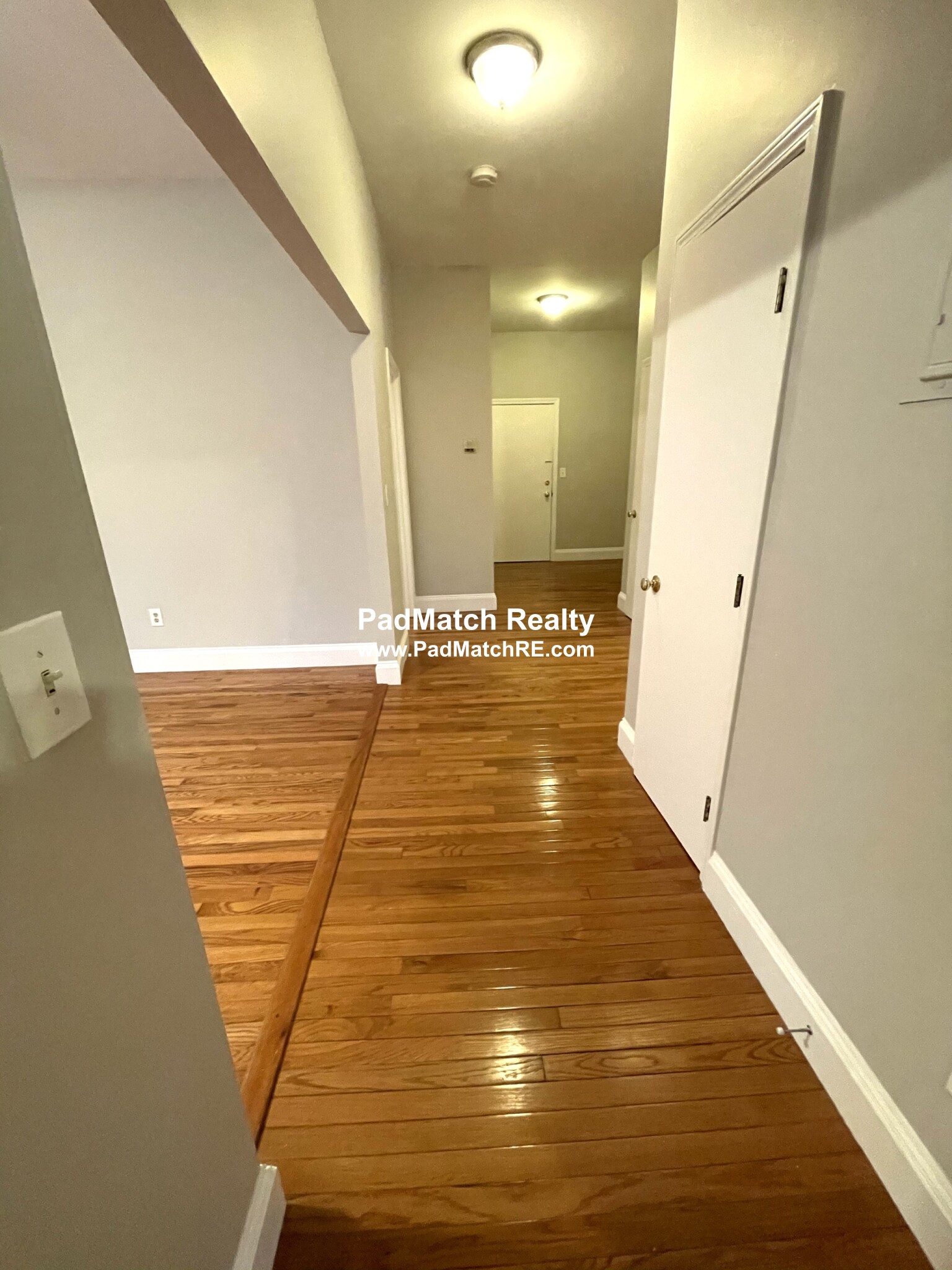 2 bed, 1 bath apartment for rent at 14 Stearns Rd Unit 1, Brookline — photo 5 of 12