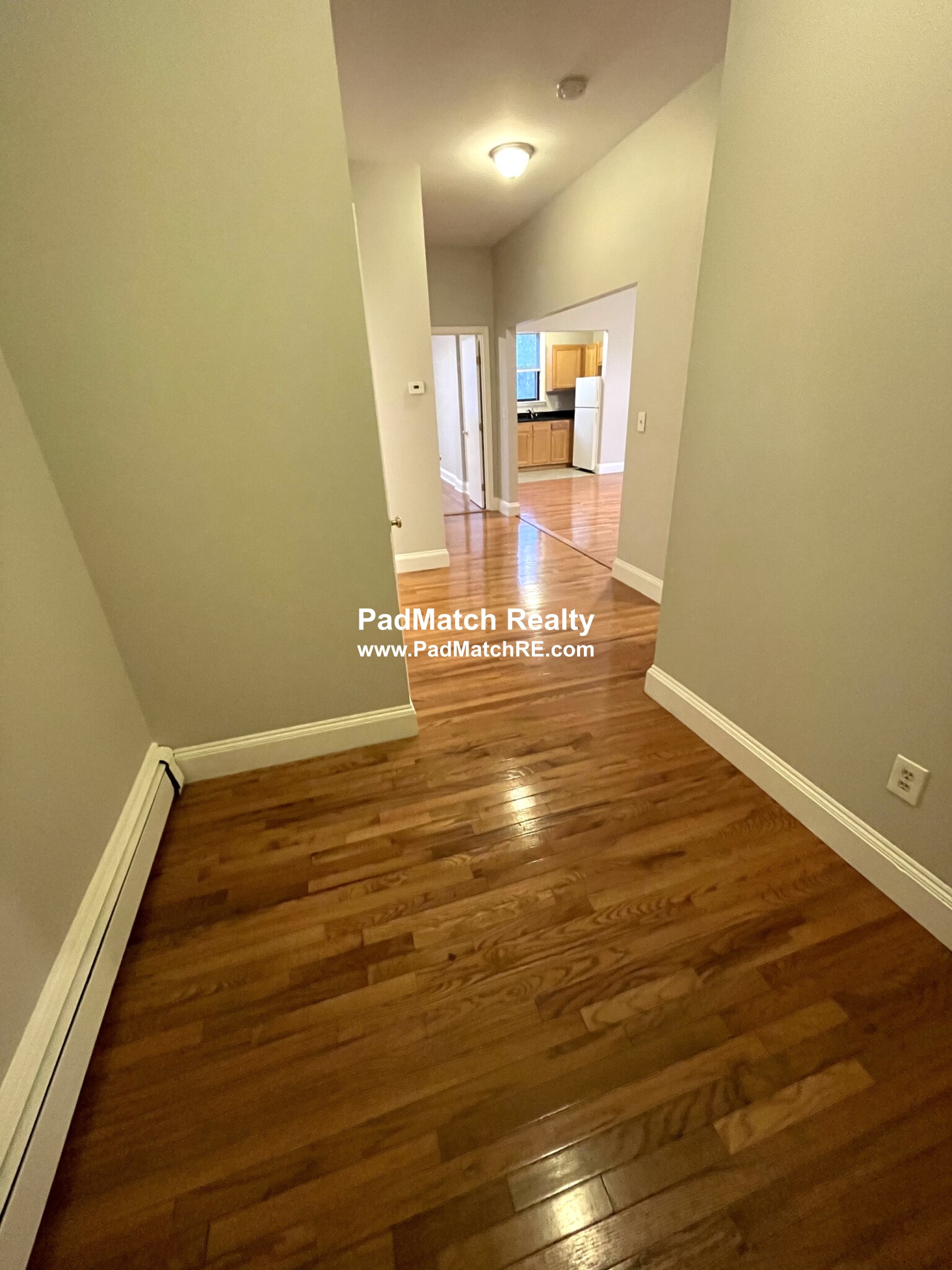 2 bed, 1 bath apartment for rent at 14 Stearns Rd Unit 1, Brookline — photo 6 of 12