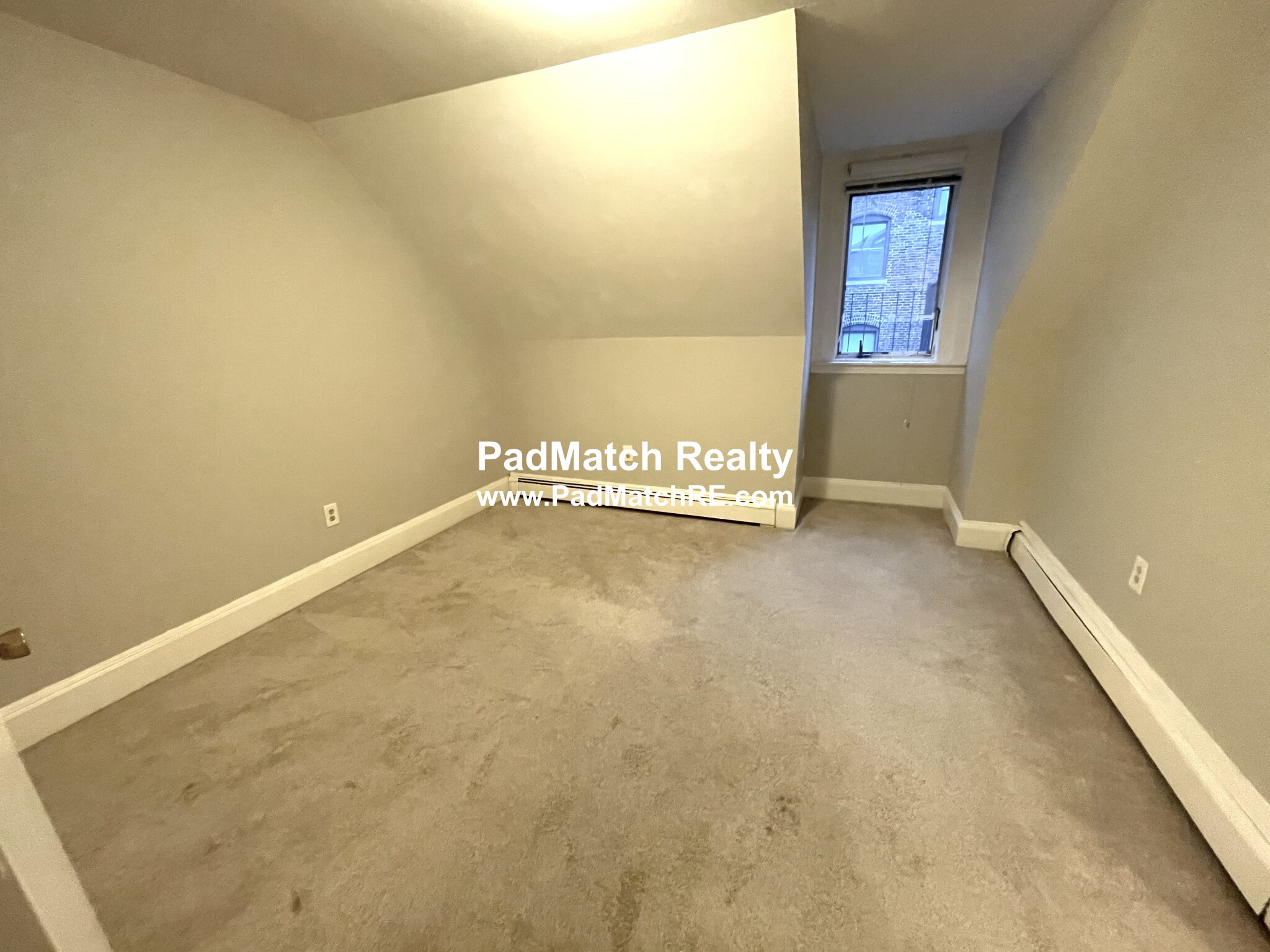 12 Stearns Rd, Coolidge Corner