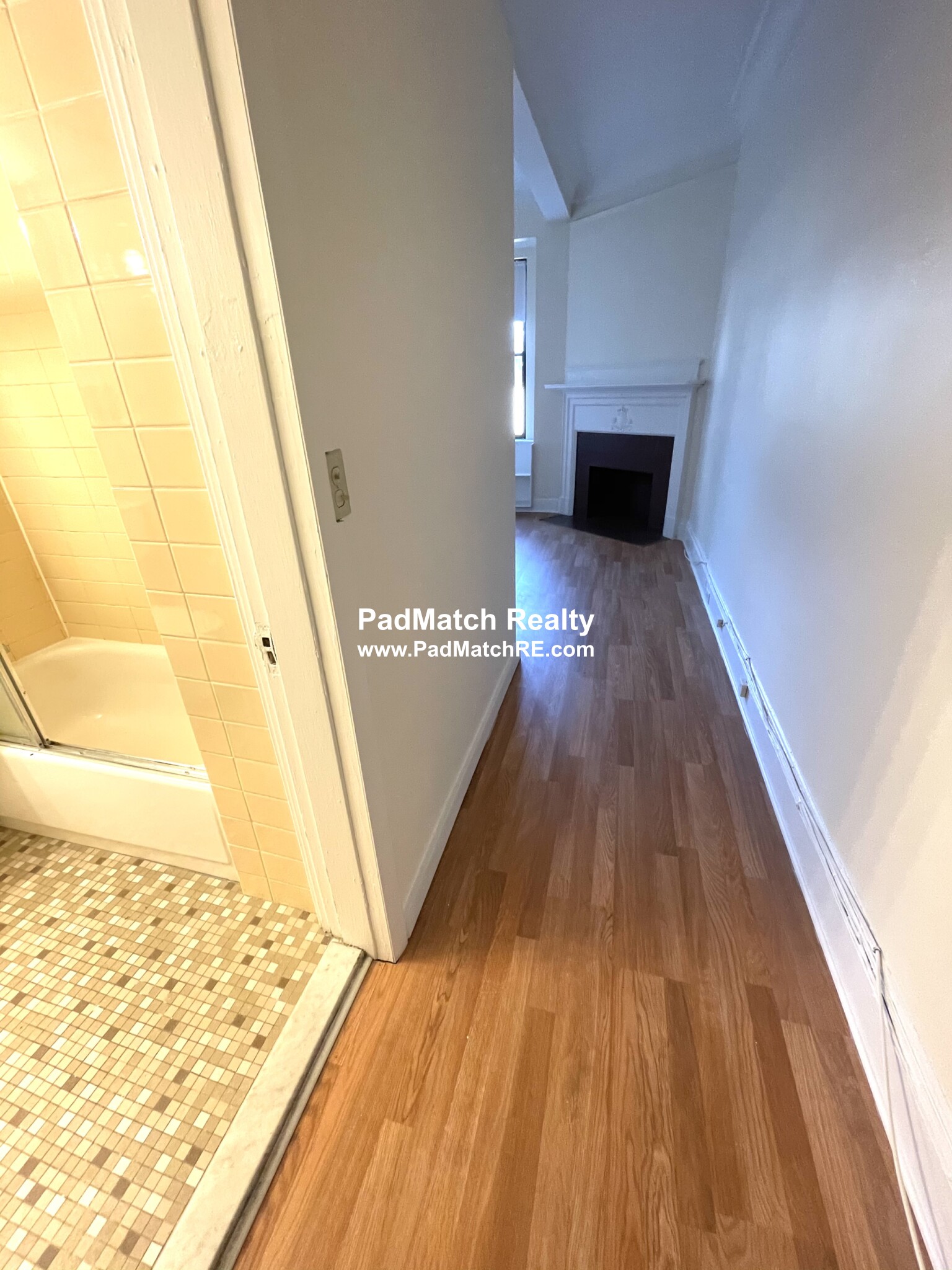 62 Boylston St, Bay Village