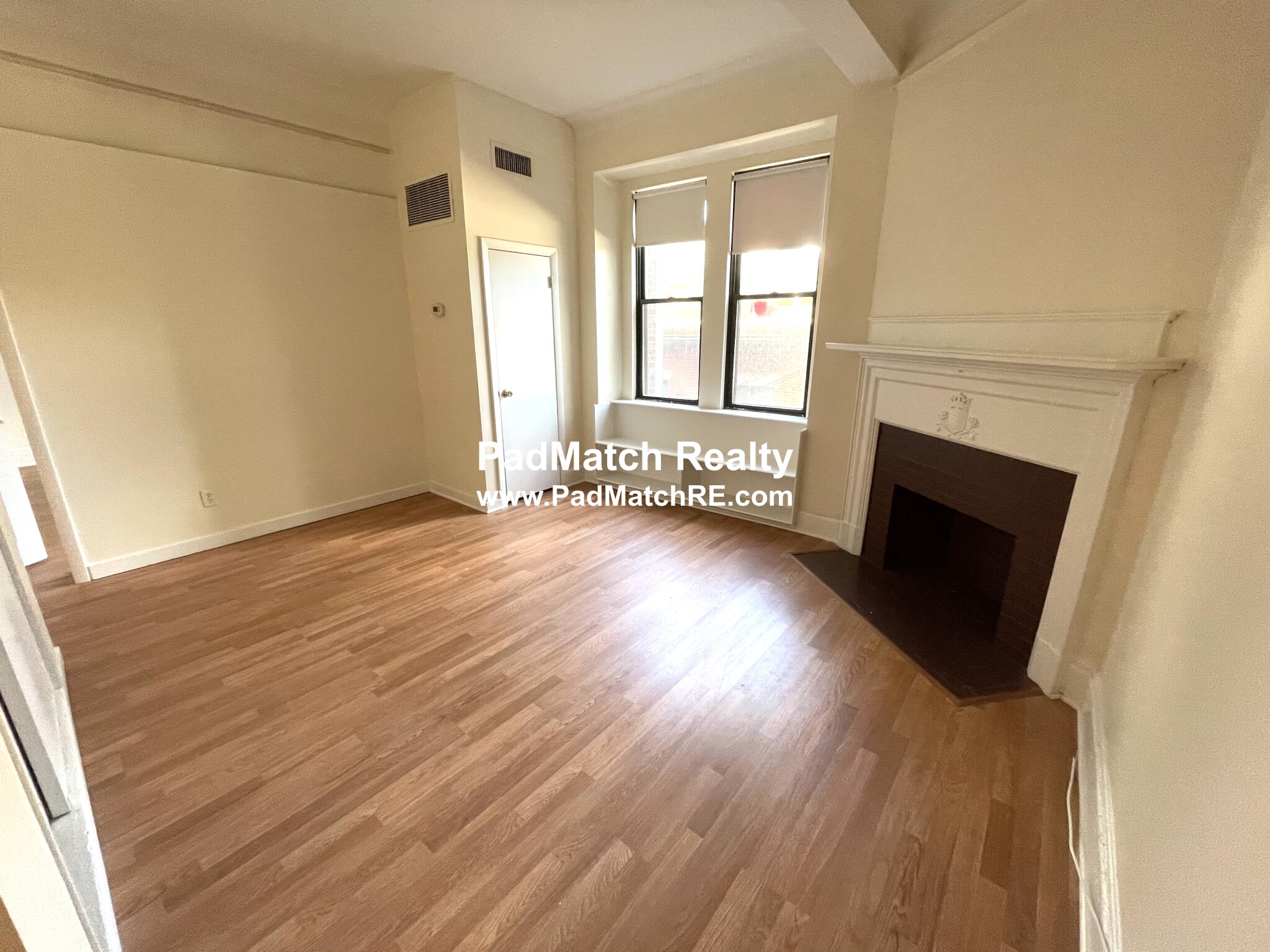 62 Boylston St, Bay Village
